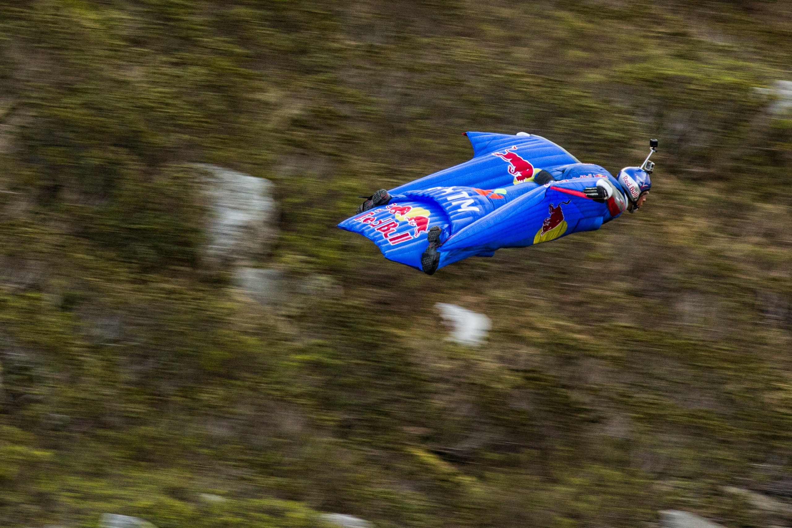 Expeditions BASE. Creative Photographer Denis Klero