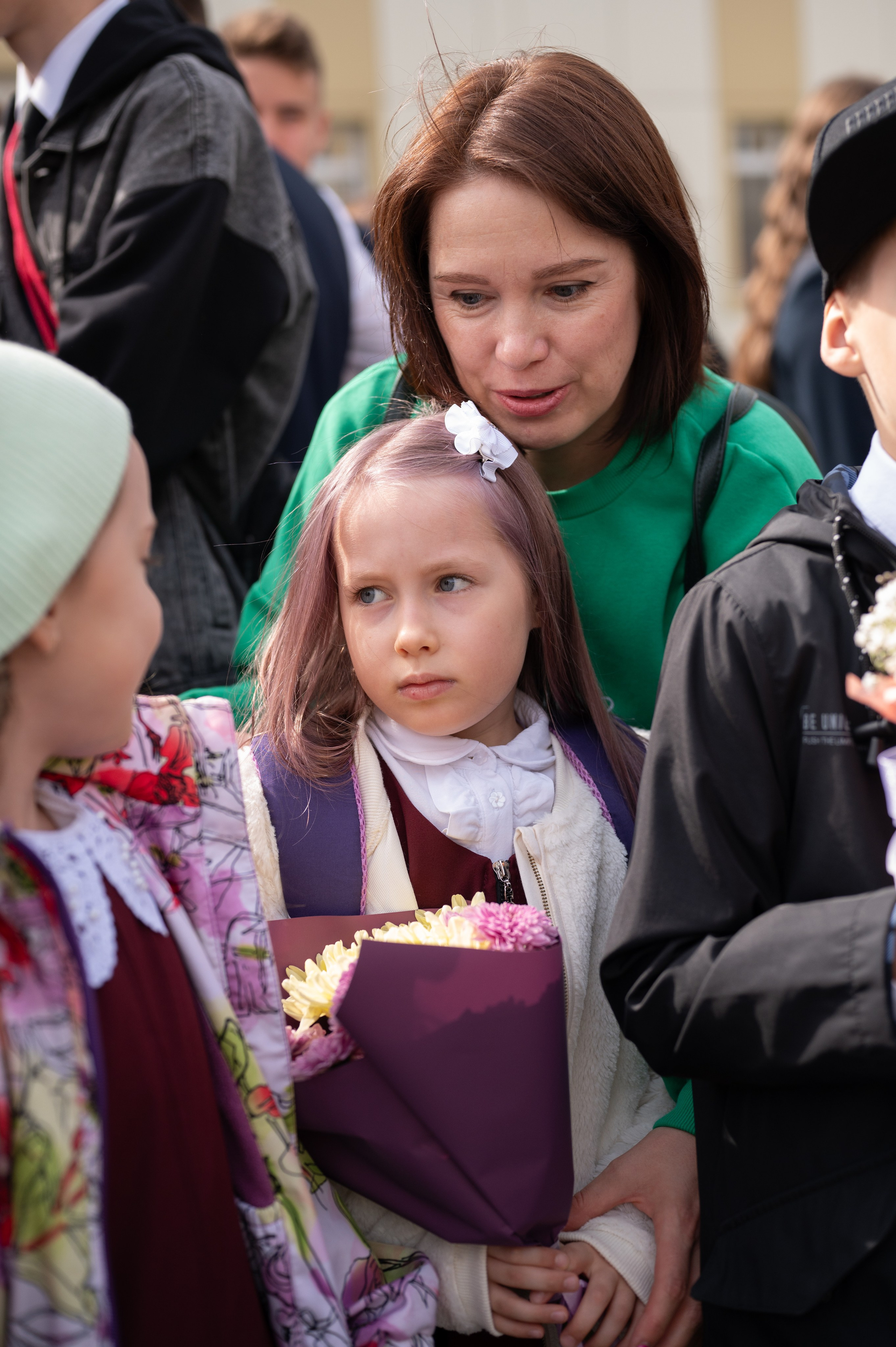 1 сентября 16 гимназия 2 класс (линейка + в классе+ на улице). Фотограф новорожденных, семейный детский в Тюмени Татьяна Морозова
