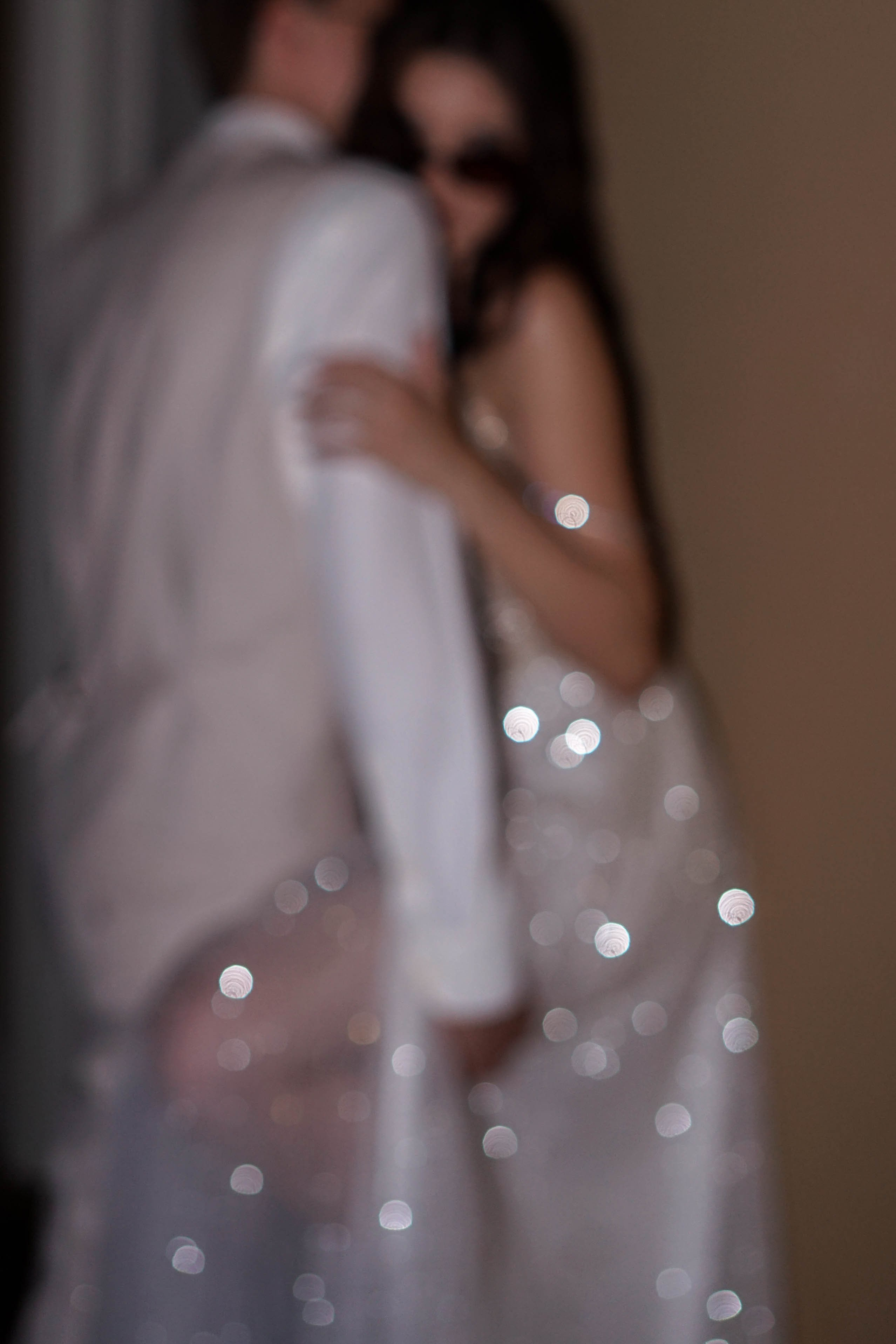 Яна и Никита: сборы в отеле, регистрация и банкет. Фотограф в Иркутске