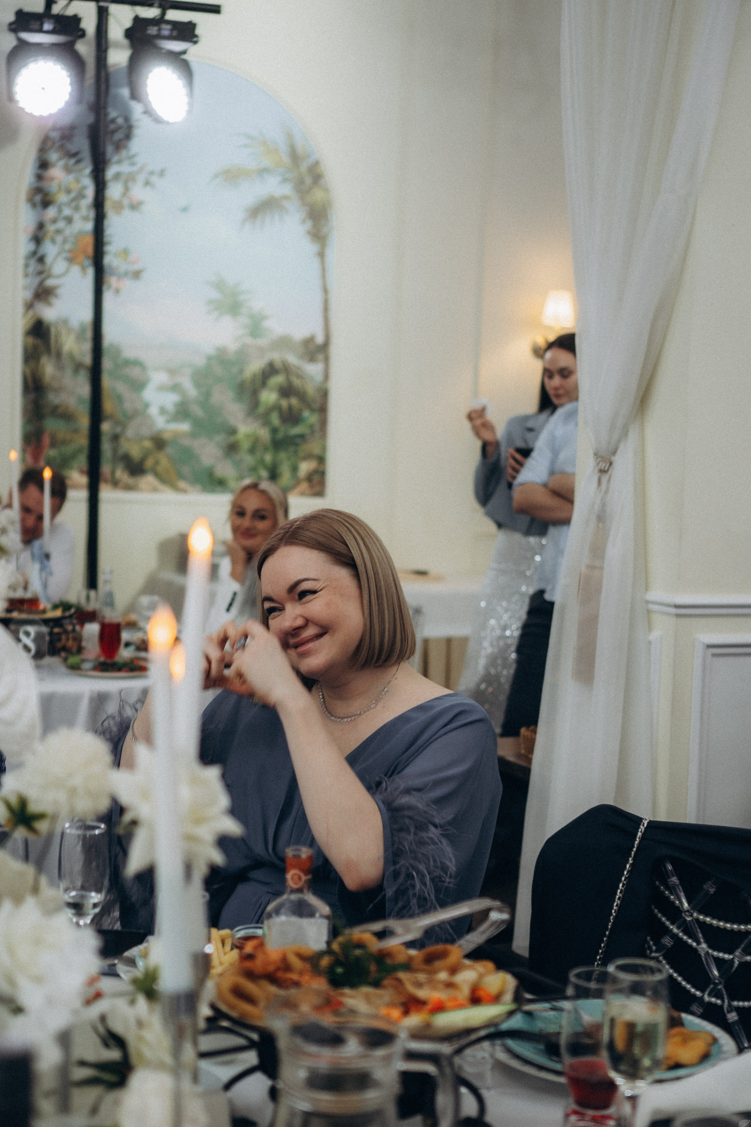 СВАДЕБНАЯ СЬЕМКА СБОРОВ В ОТЕЛЕ И ВЫЕЗД НА ЦЕРЕМОНИЮ (СНЯТО В СИБИРЕ В НИЖНЕВАРТОВСКЕ). Профессиональный фотограф, Санкт-Петербург — Виктория Богомолова