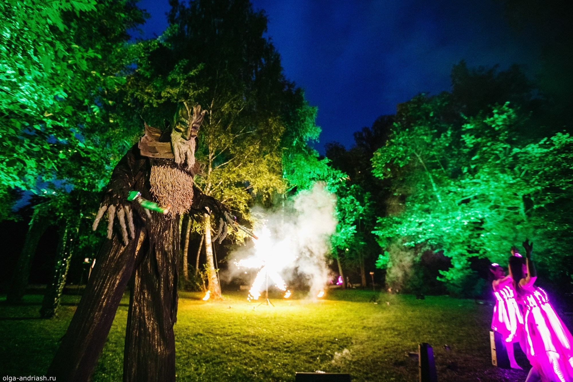 Вечерняя выездная регистрация. Семейный, портретный и свадебный фотограф в Санкт-Петербурге и Москве