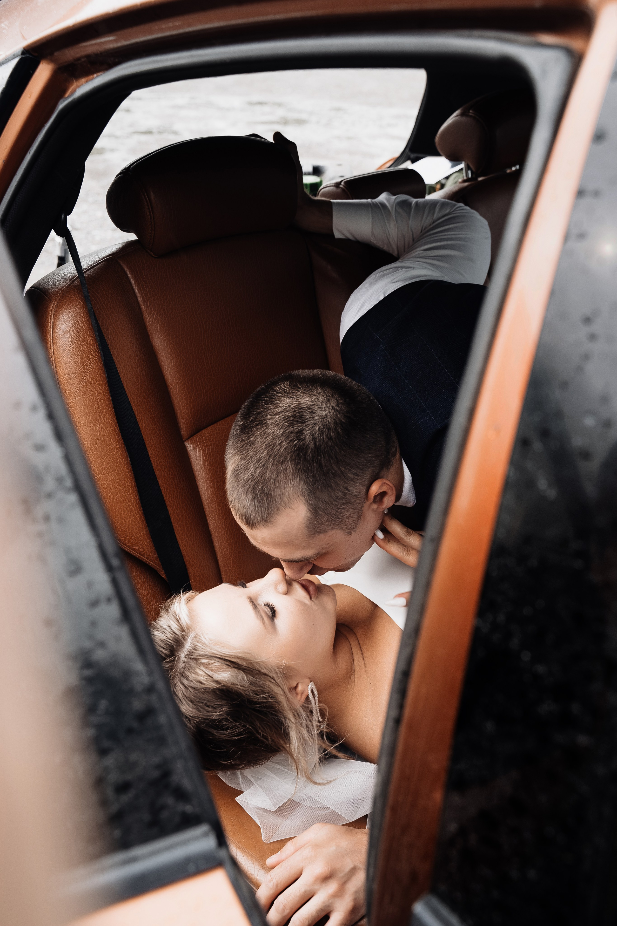 Илья + Лена. Моменты и истории о вас настоящих