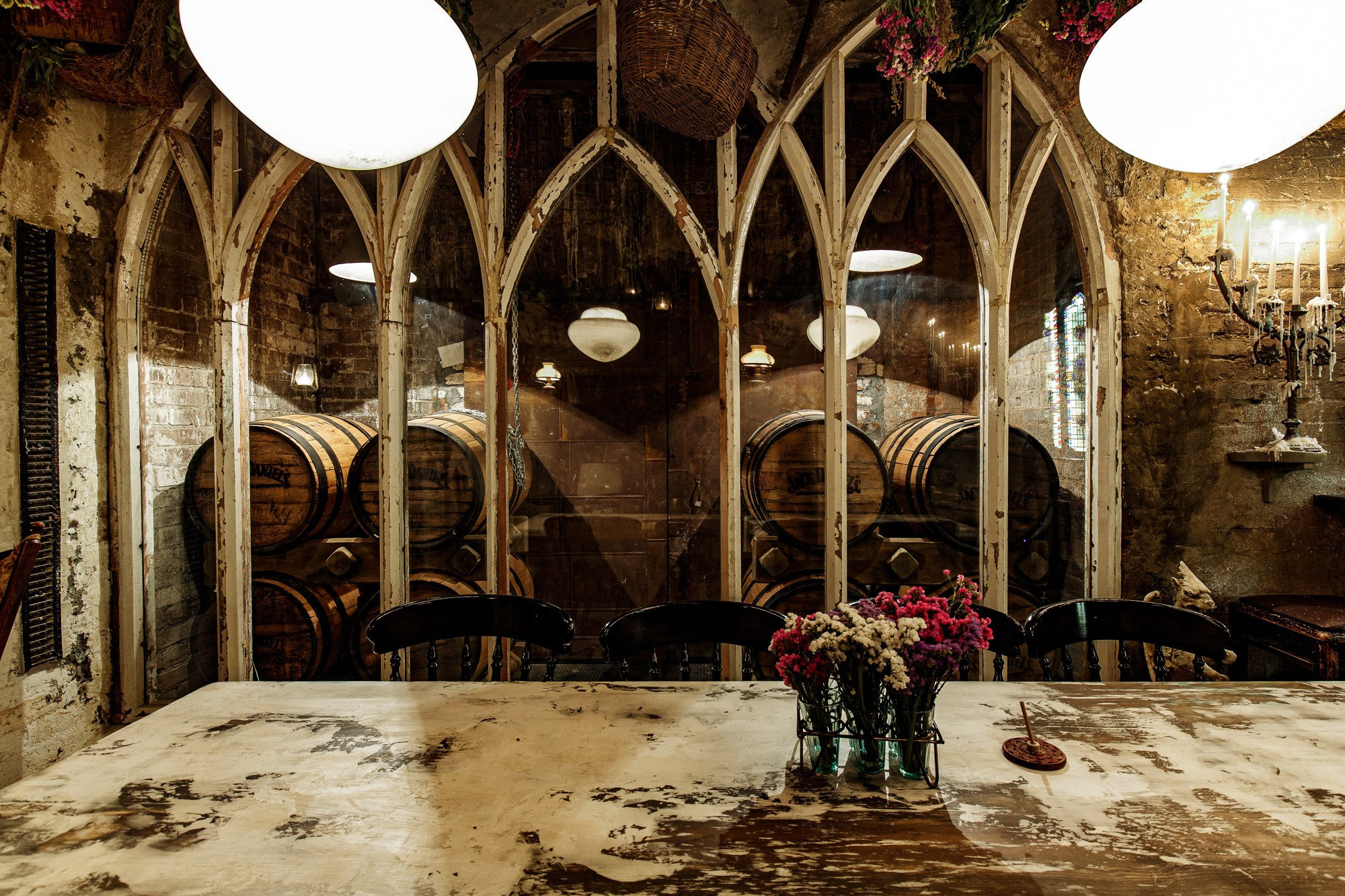 Black Swan. Photographer Ksenia Kolesnikova. Interior, Product, and Portrait Photography in Moscow