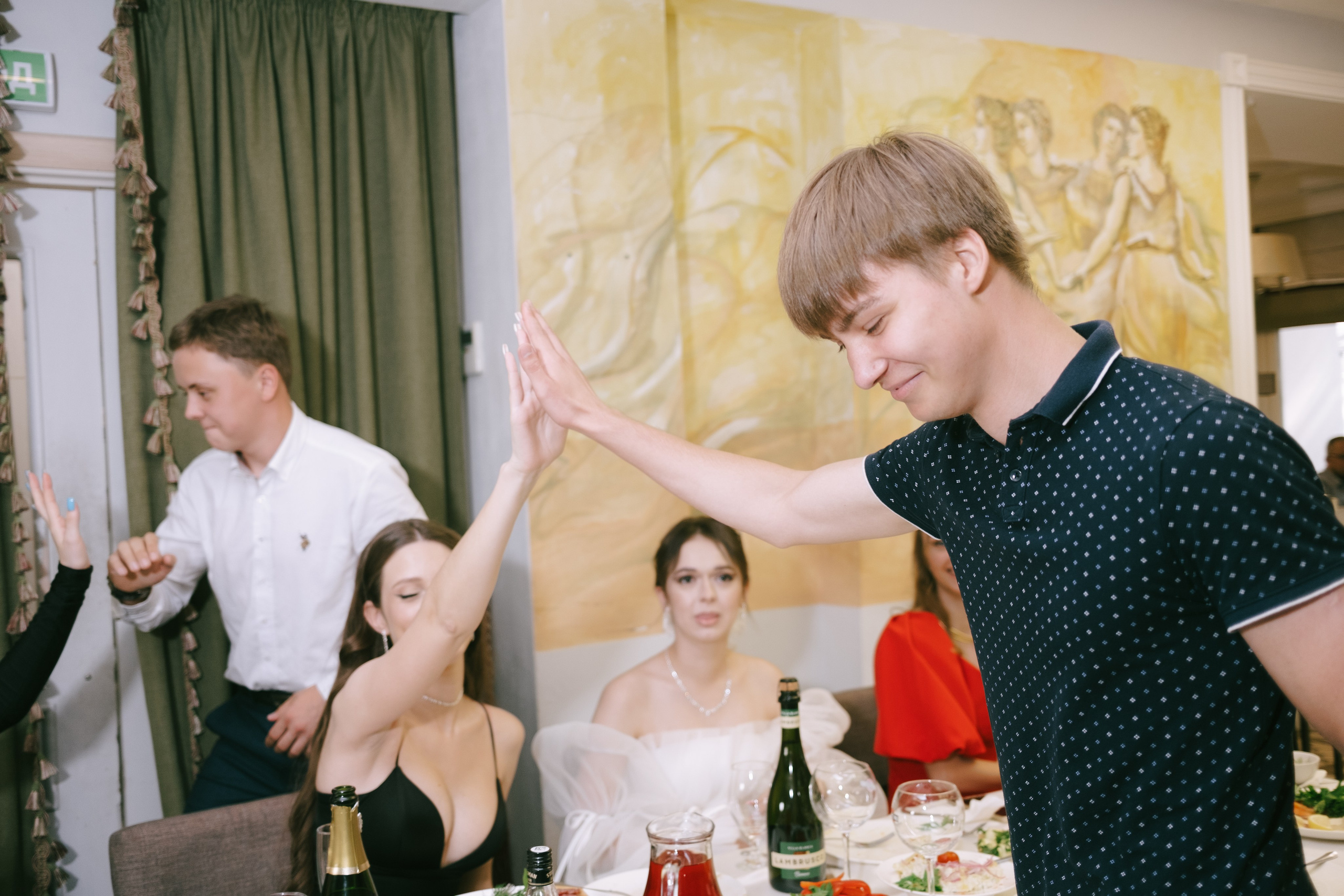 Выпускной школа 33. Свадебный и репортажной фотограф Денис Ожигин в Краснодаре и Краснодарском крае