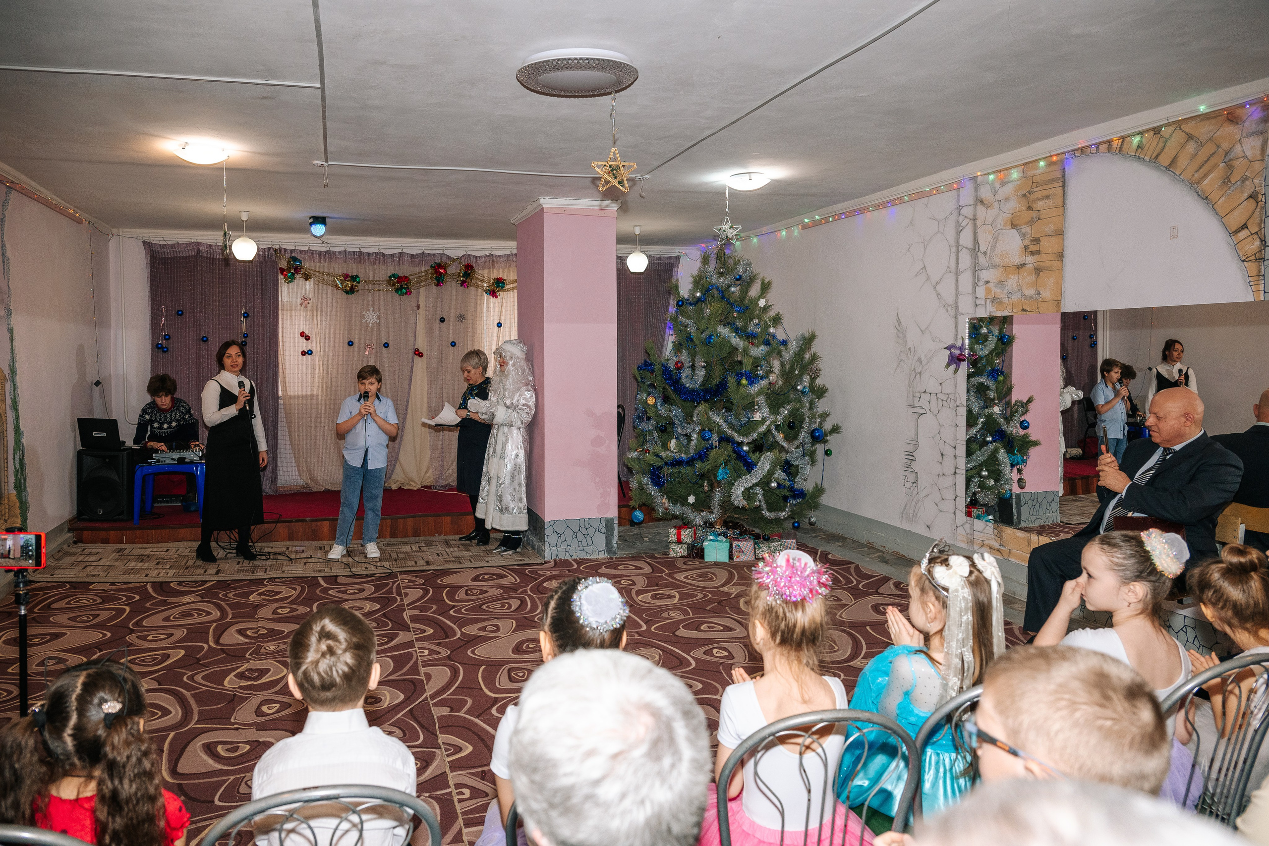 Новогодняя ёлка 2026. Семейный клуб «Открытый город»