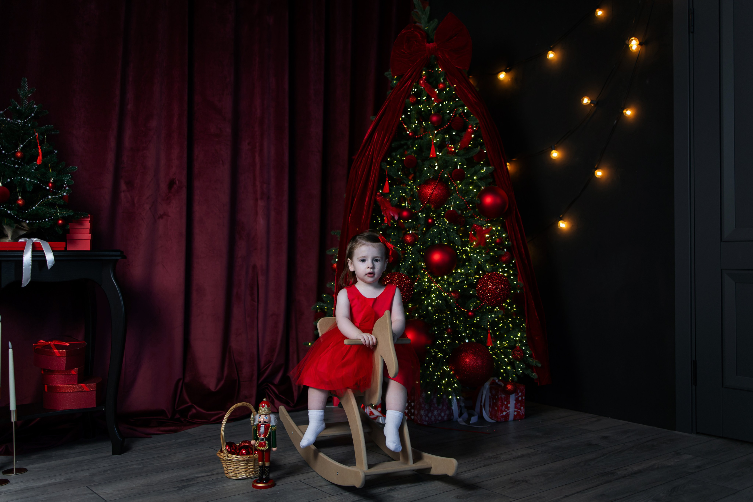 Ваши фотографии. Интерьерная фотостудия Background в Омске