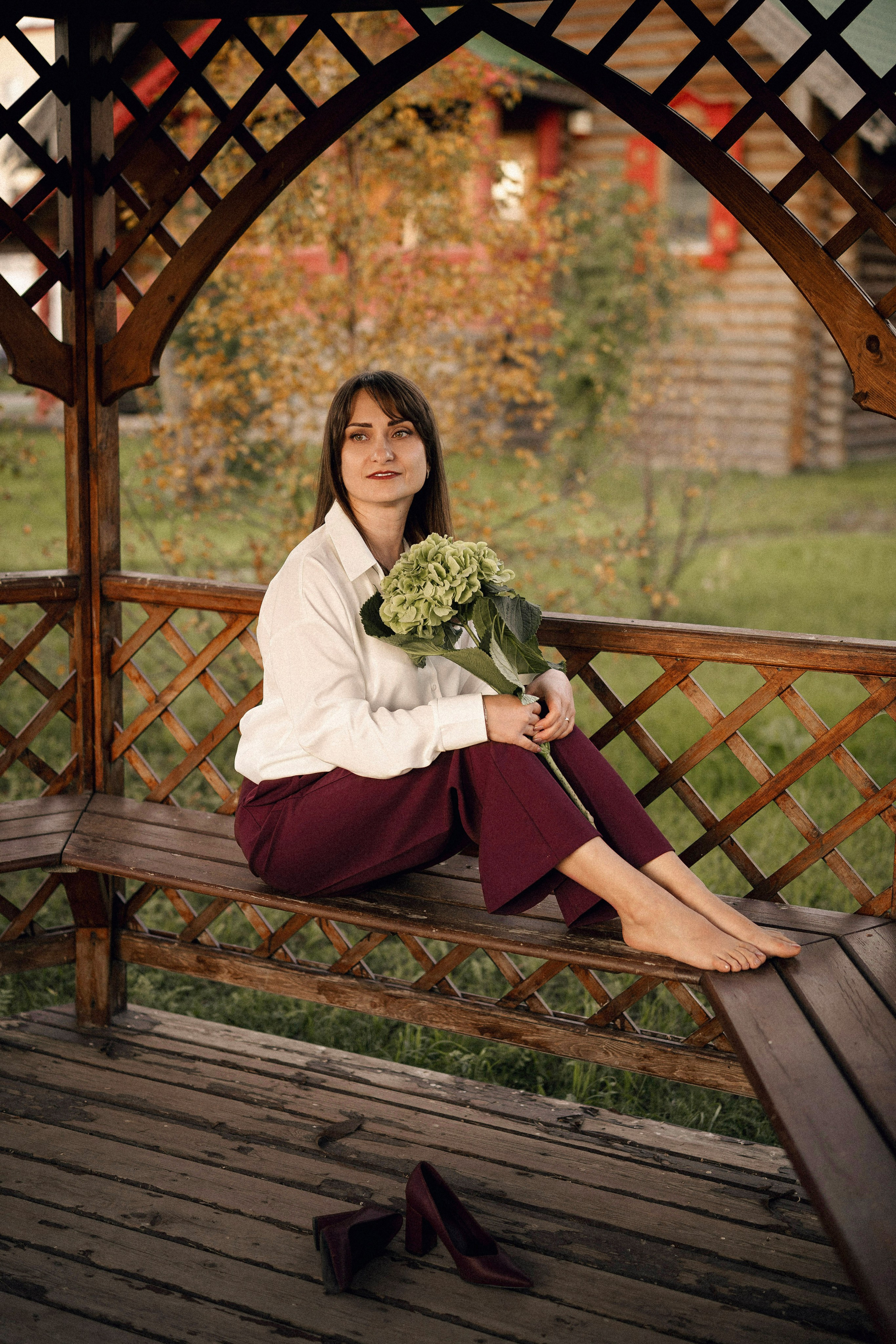 Натали с гортензией. Портретный, семейный и свадебный фотограф в Нарьян-Маре