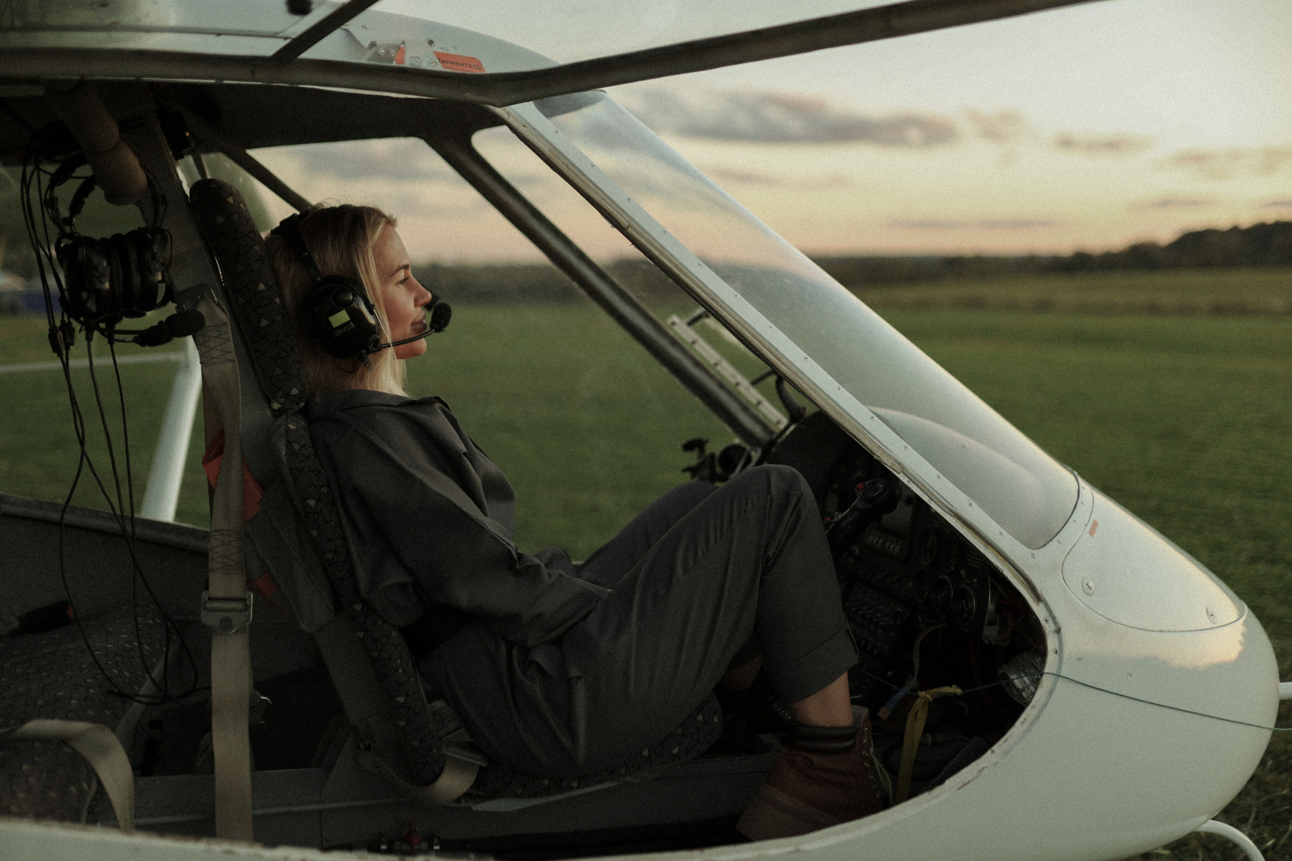Самолет. Детский и семейный фотограф, съемка новорожденных Москва