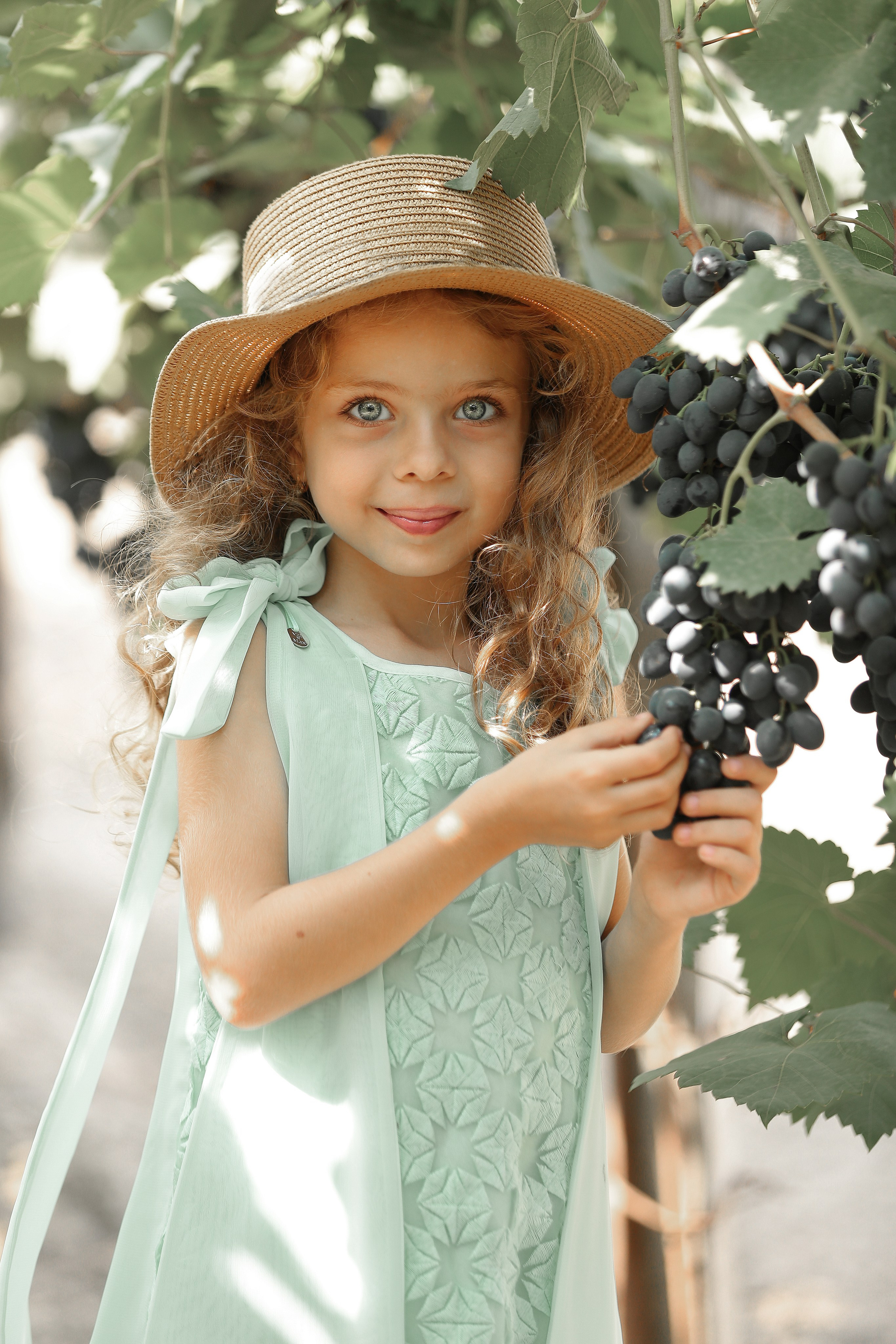 ДЕТСКАЯ ФОТОГРАФИЯ. ДЕТСКИЙ / СЕМЕЙНЫЙ ФОТОГРАФ ДЕРБЕНТ ДЖАМИЛЯ