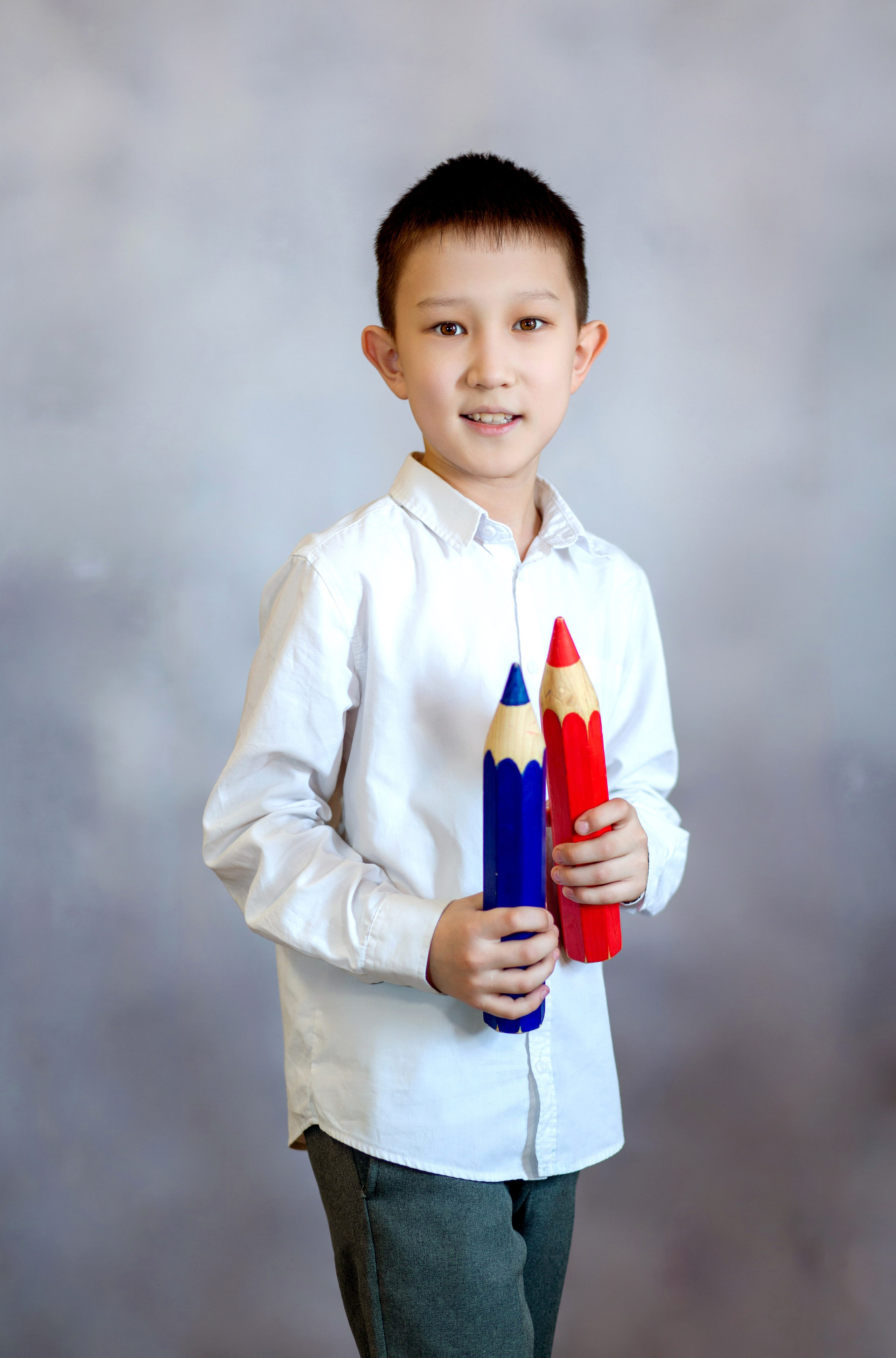 Портреты  — младшая школа (фоны, школа, улица). Выпускные альбомы Воронеж от Веры Соколовой