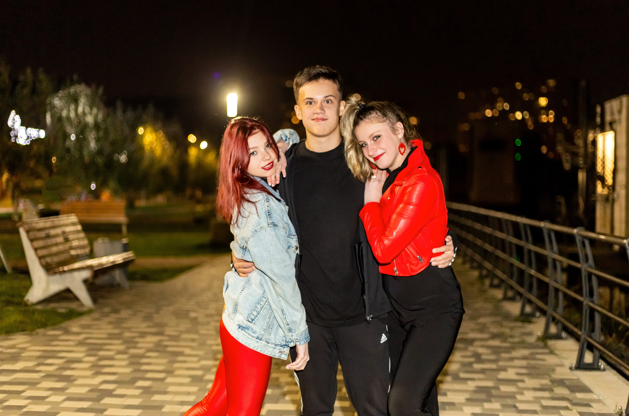 90-е. Выпускные альбомы Воронеж от Веры Соколовой