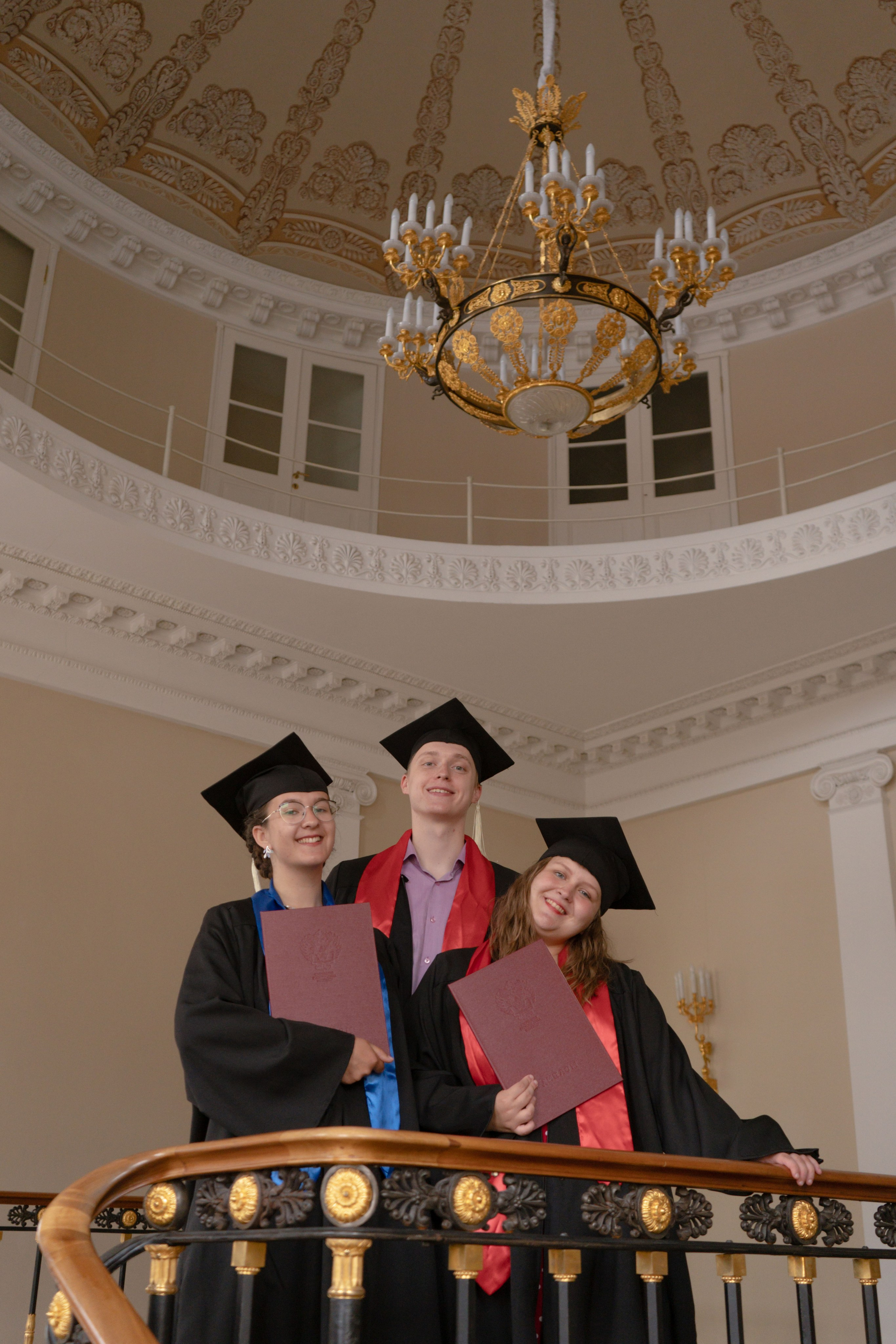 Выпускной Смольный. Юля Мурашова портретный и документальный фотограф