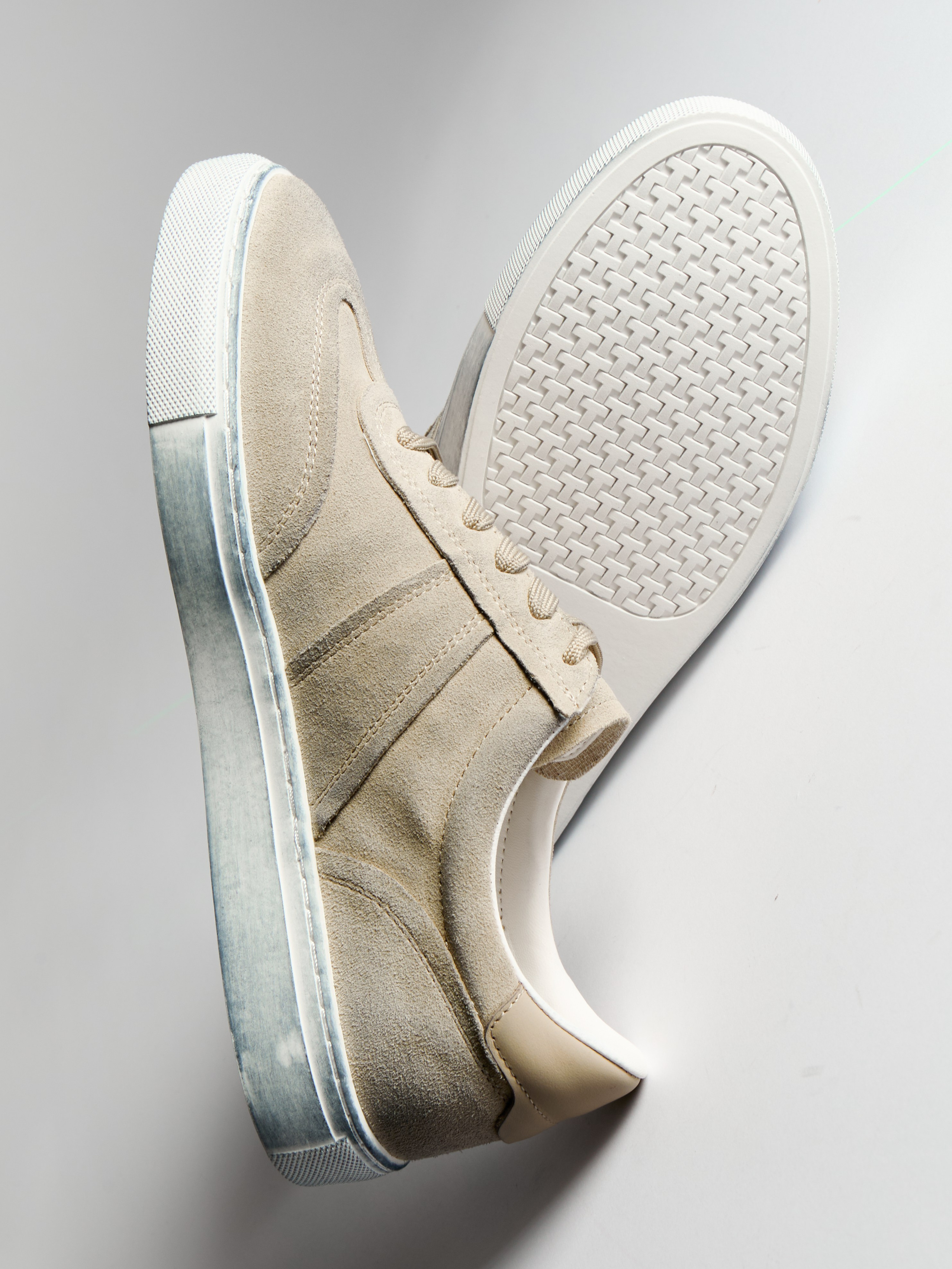 Предметный фотограф в Москве Евгений Шубин