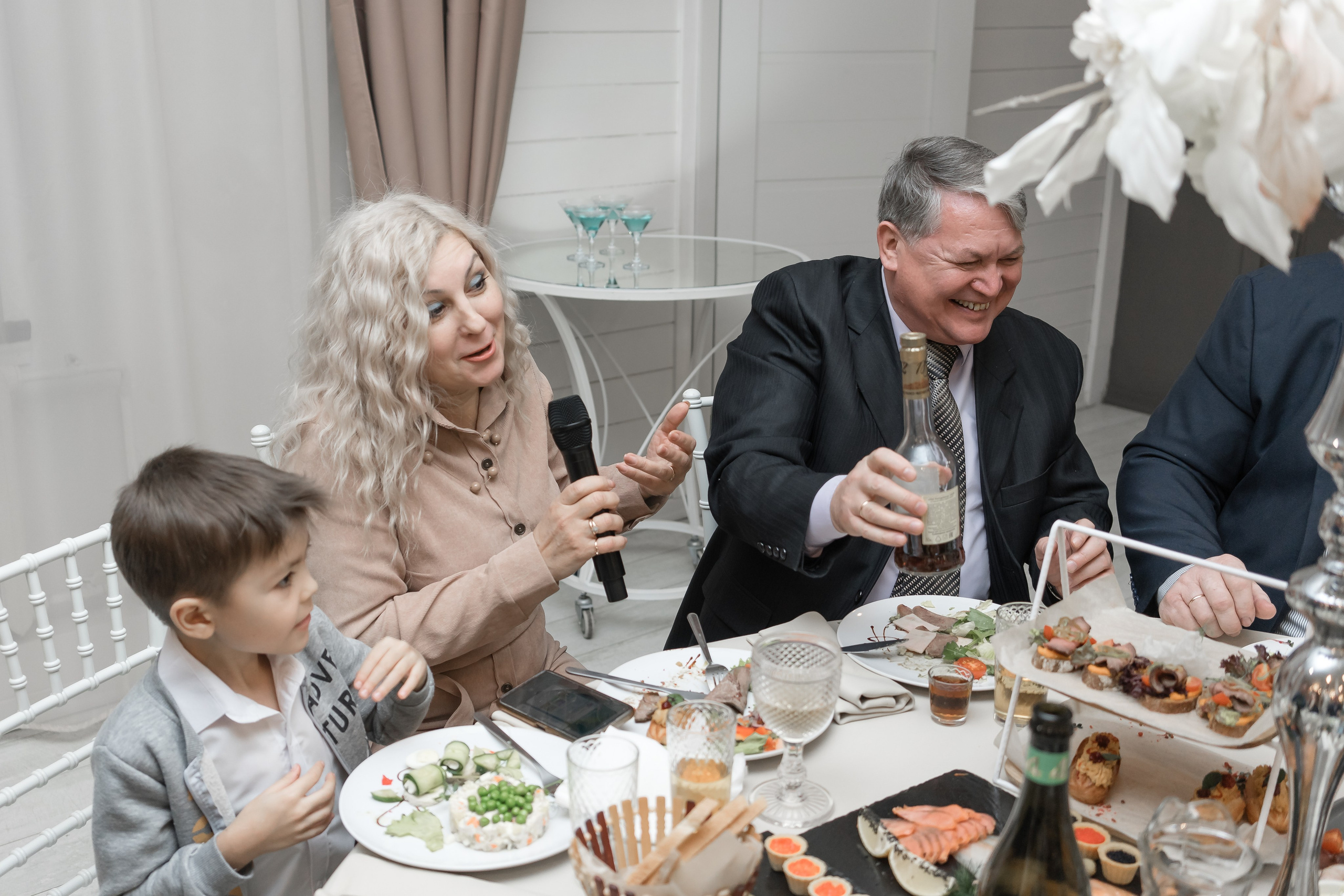 Ксения и Вадим (свадебный репортаж). Эстетичная фото- и видеосъёмка Ирина Арсентьева. Челябинск и весь мир