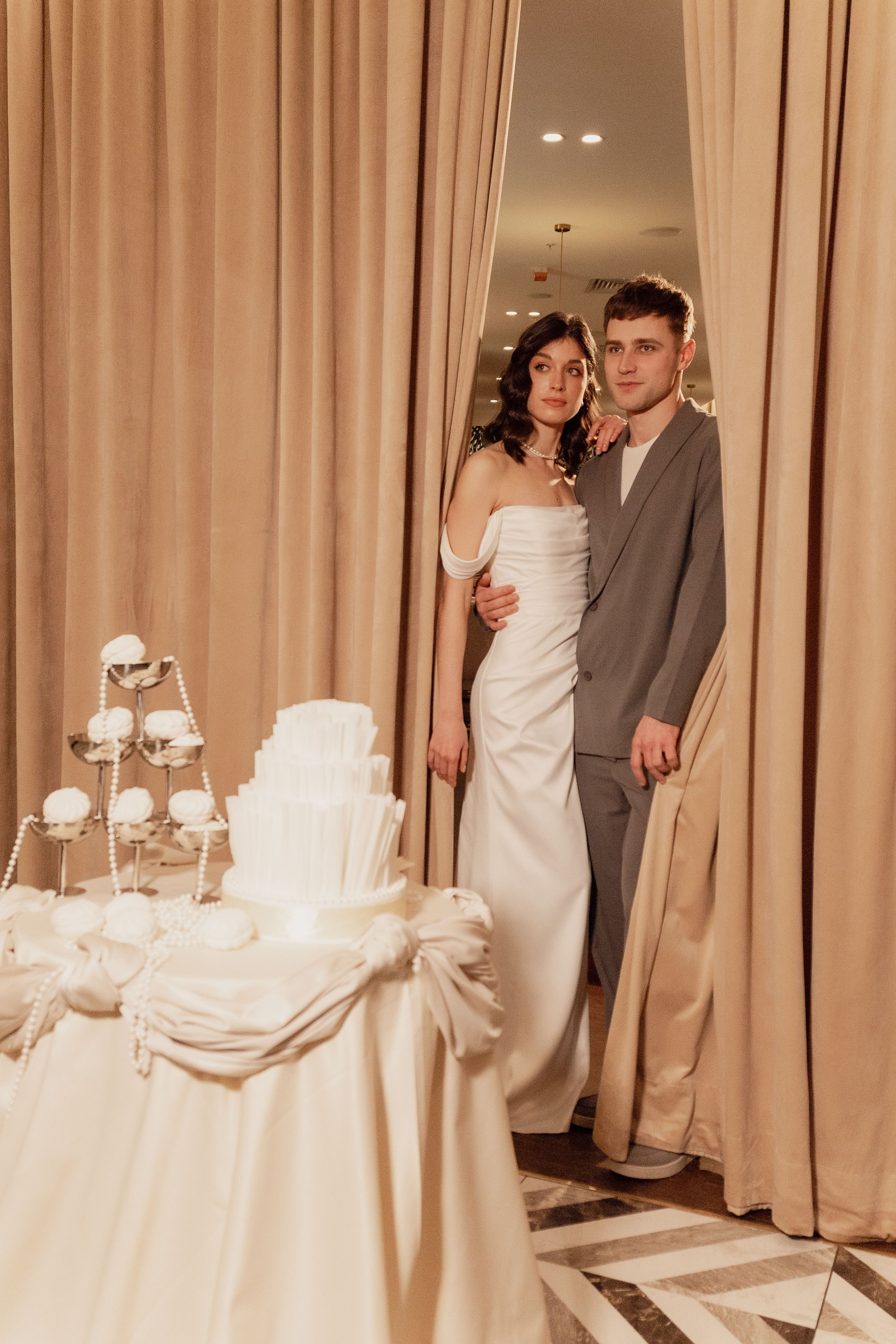 Свадебная съемка в Отеле River Palace. Фотограф Елена: естественные кадры с душой | Портреты, пары, свадьбы в Петербурге