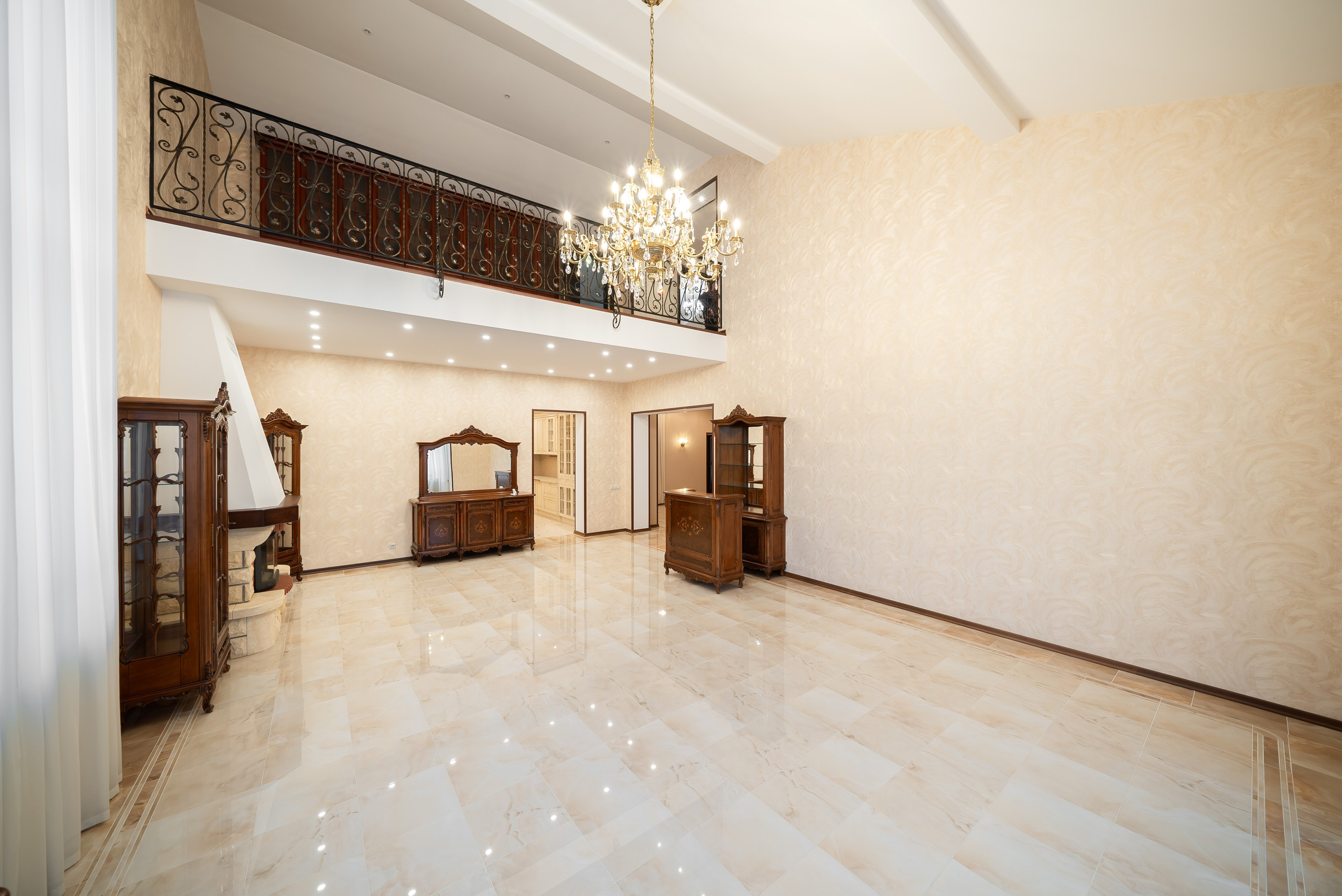 ДОМ п. АДМИРАЛ. Фото и видео-съемка Андраник Хачатурян