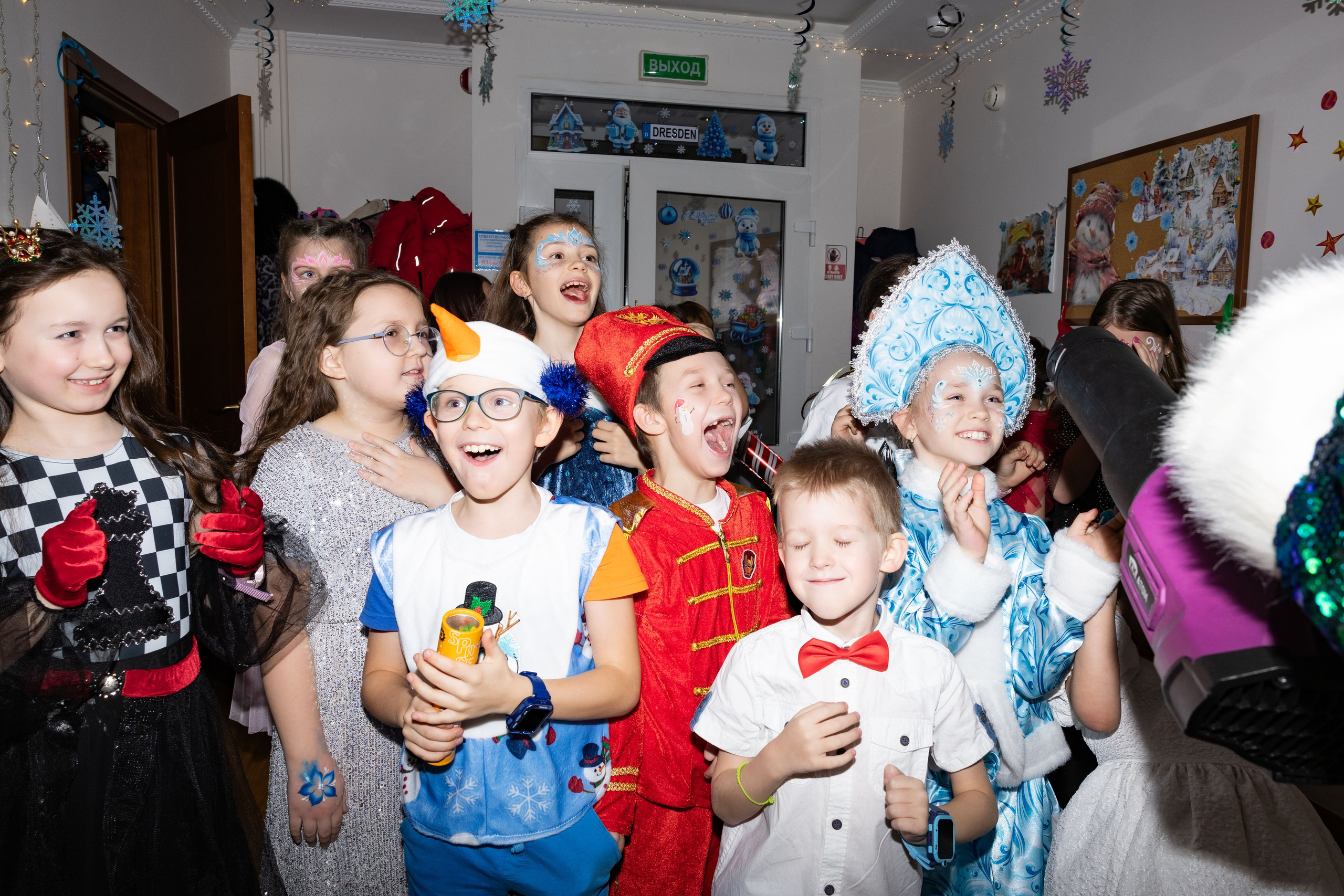 Новый год в школе английского языка. Фотограф/видеограф в Санкт-Петербурге Динара Гольдина
