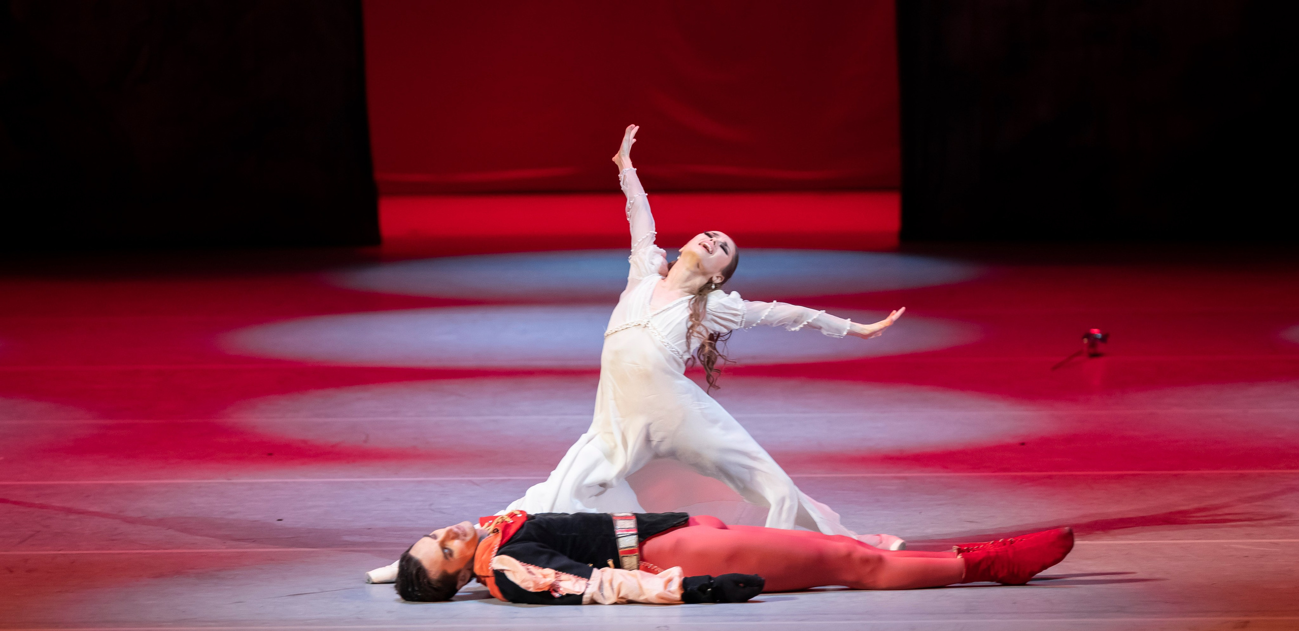 Ромео и Джульетта. Балет Наталии Касаткиной и Владимира Василёва. Балетный фотограф Москва Майоров Николай