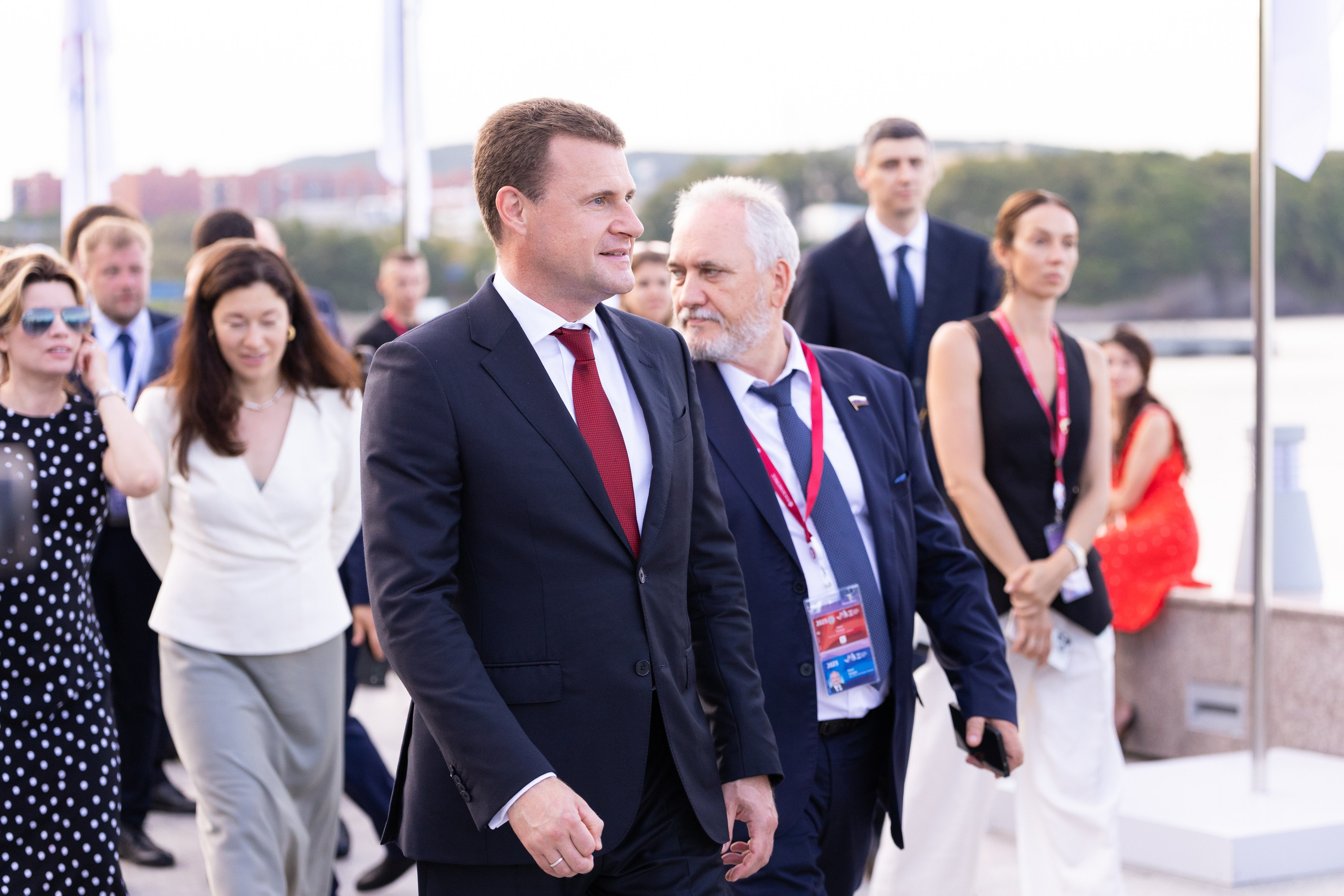 ВЭФ 2025. Олег Катакинов| Репортажный фотограф в городе у моря (Владивосток)