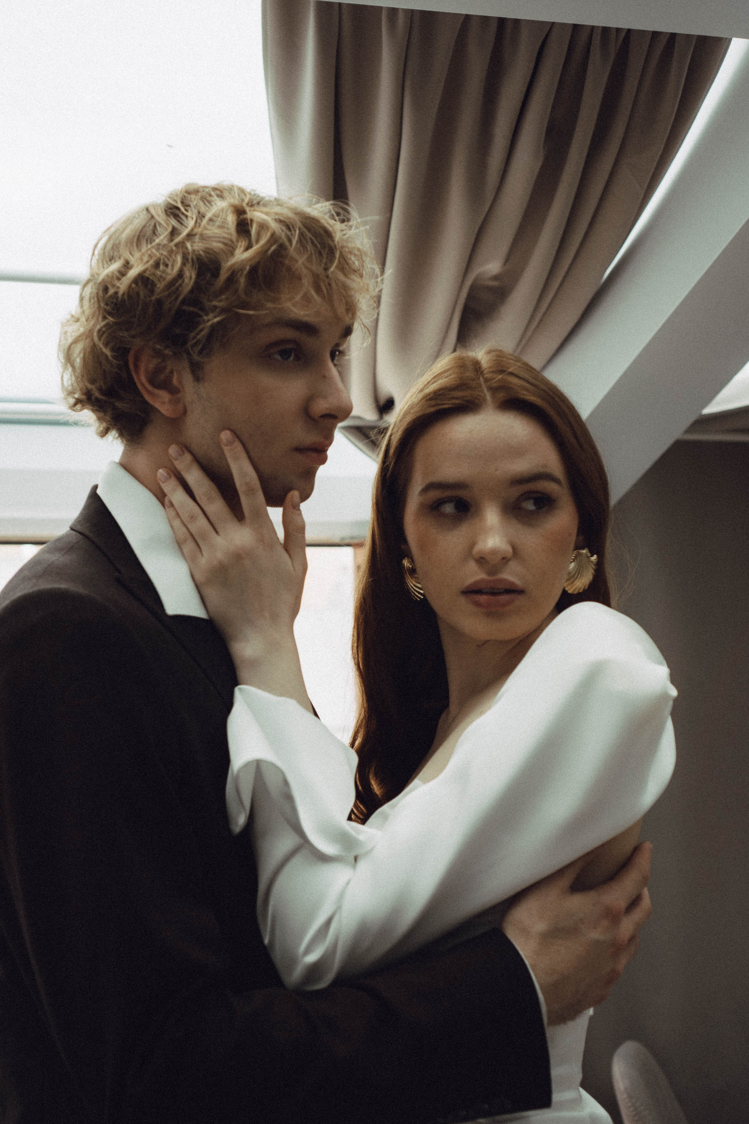 СВАДЕБНАЯ СЬЕМКА В ОТЕЛЕ. СБОРЫ ЖЕНИХА И НЕВЕСТЫ И ТАКЖЕ ТОР И ПОДГОТОВКА К ПРОГУЛКЕ. Профессиональный фотограф, Санкт-Петербург — Виктория Богомолова