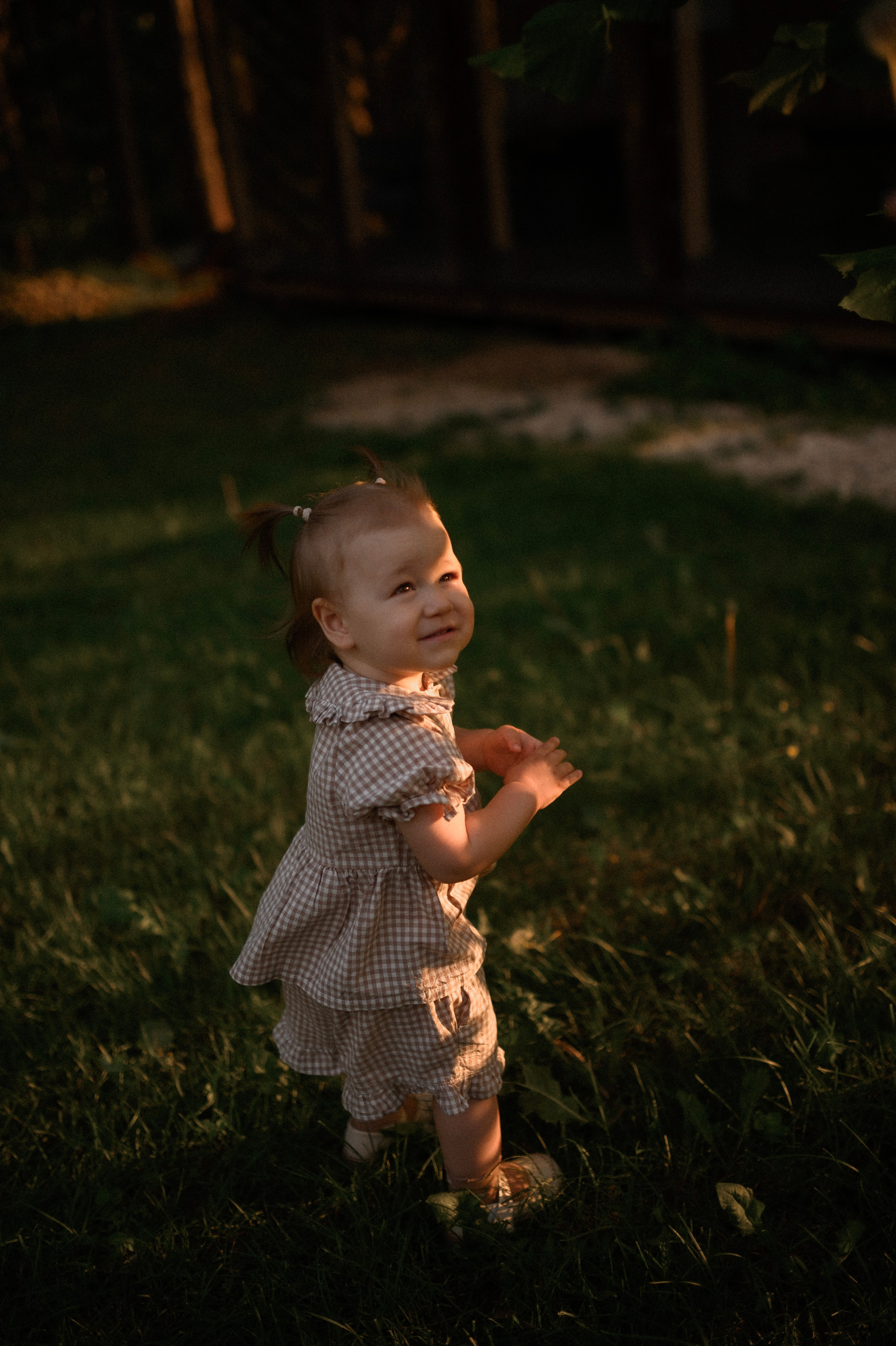 Надя и Алиса в ресторане Кедр. Семейный и свадебный lifestyle-фотограф в Москве Мария Петрова