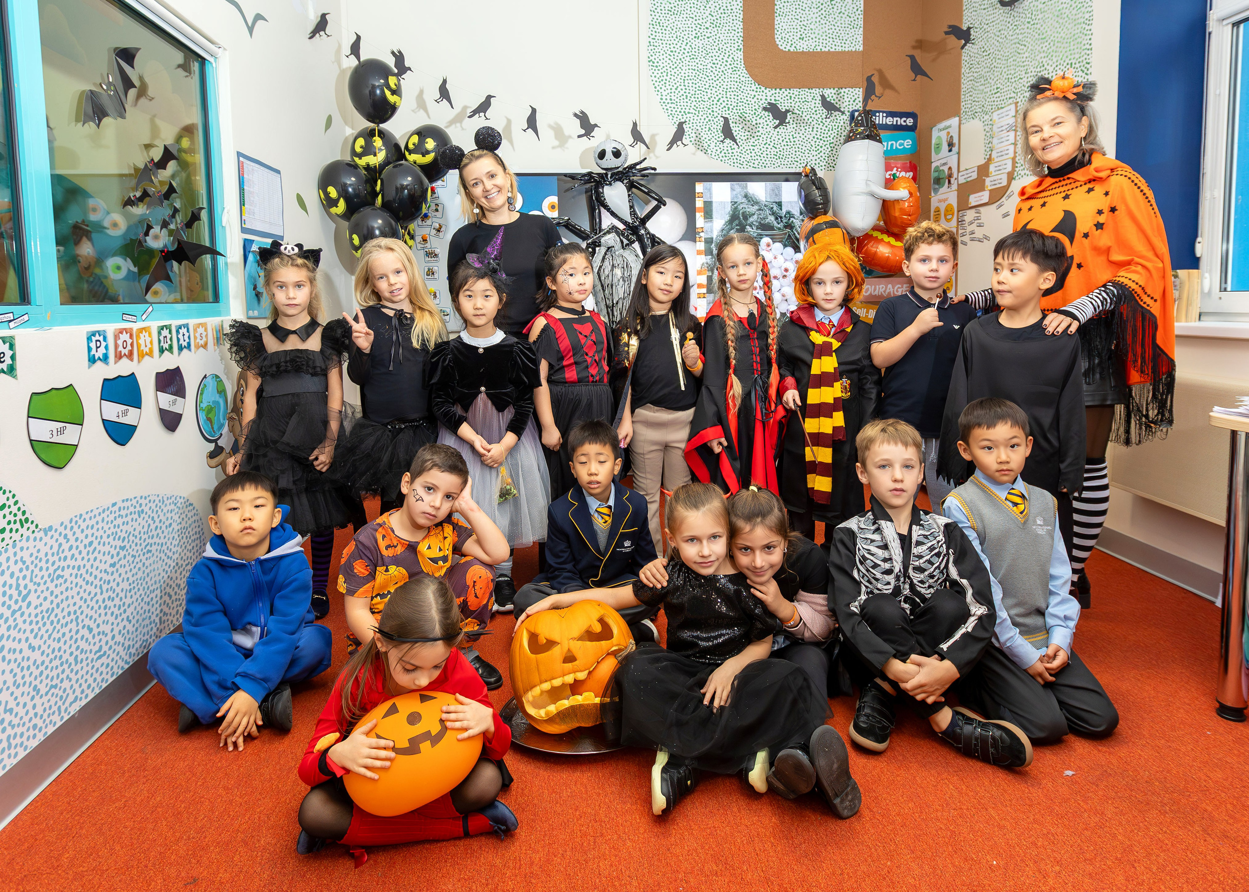 Halloween в начальной школе. Выпускные альбомы для школы и детского сада — школьный фотограф Подольск, Троицк, Щербинка, Москва