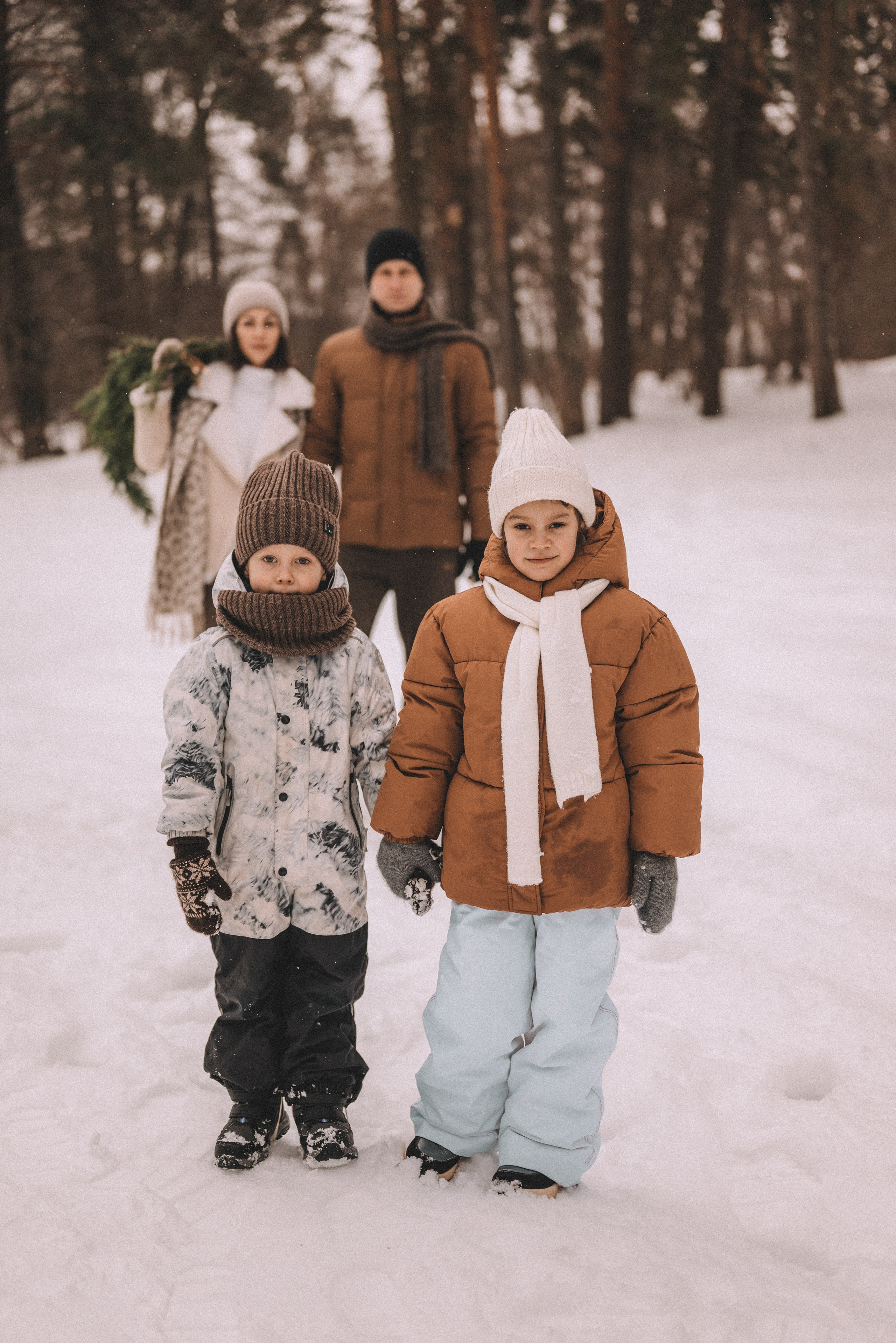 Сергей и Наталья с Ксюшей и Максимом. Фотограф Кристина Пархоменко
