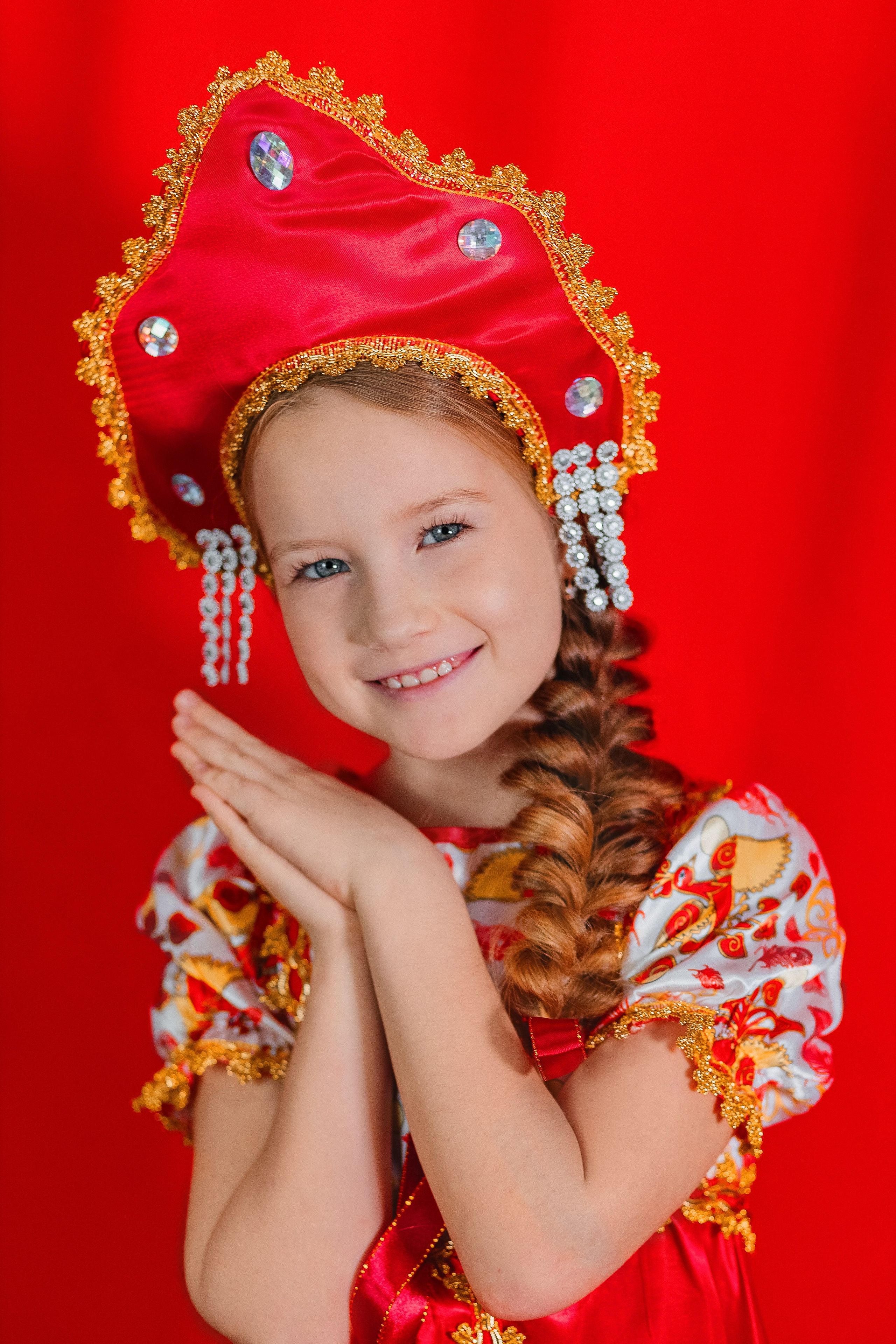 Фотостудия в Дагомысе.Проект РУССКАЯ КРАСАВИЦА. Семейный фотограф в Сочи, Лоо, Дагомысе, Вардане Кучумова Олеся