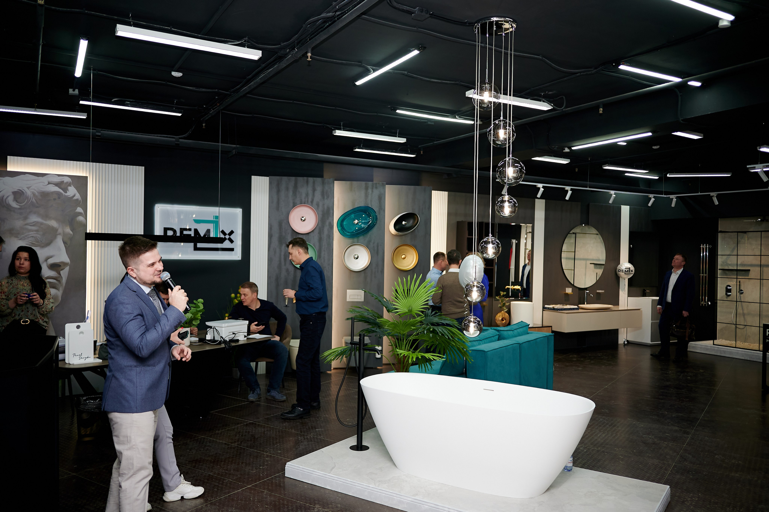 «Remix» открытие студии сантехники. Профессиональный репортажный фотограф в Самаре Никита Королев