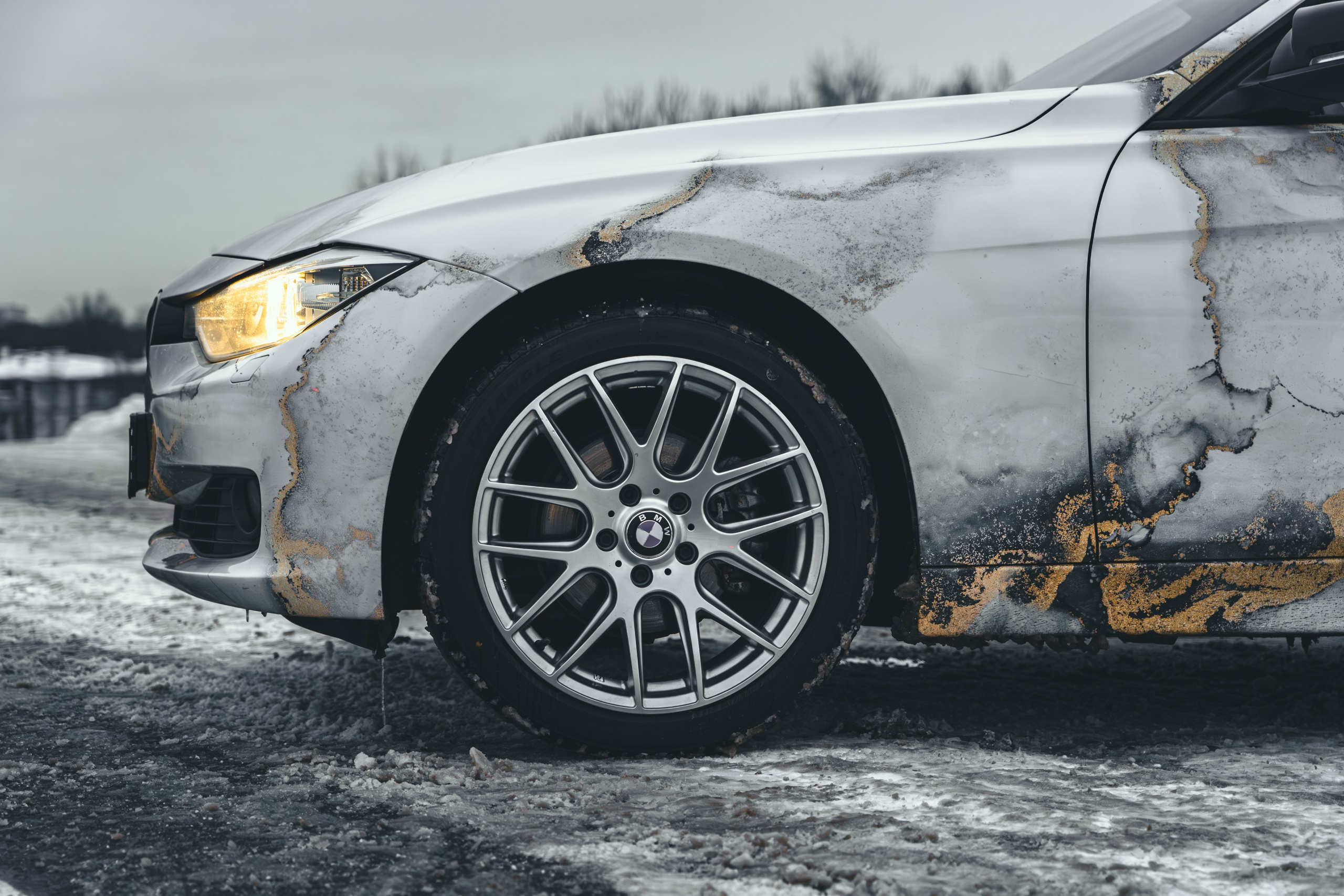 Винилография на BMW 3 F30. Студия дизайна и оклейки авто Barmaley Design