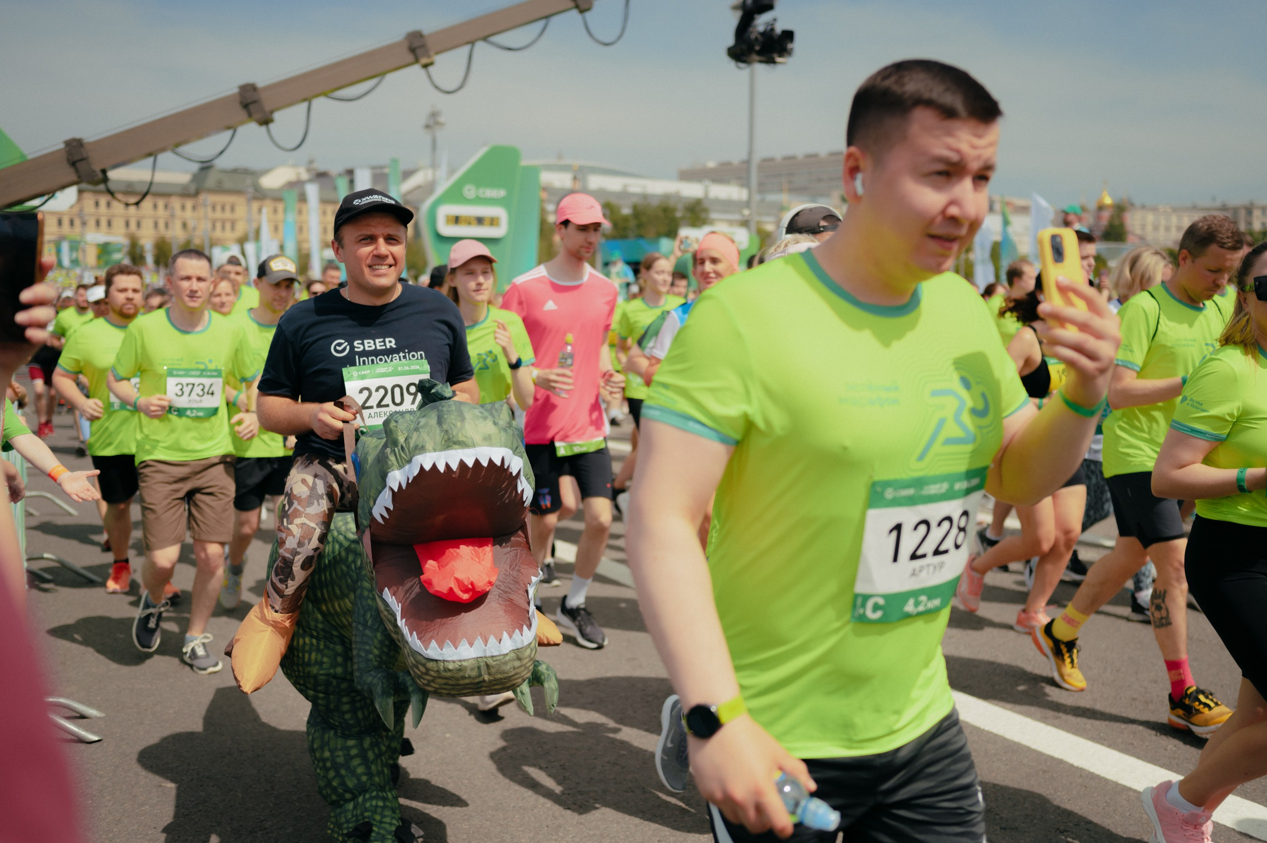 Фотосъёмка участников марафона в Москве. Komonev