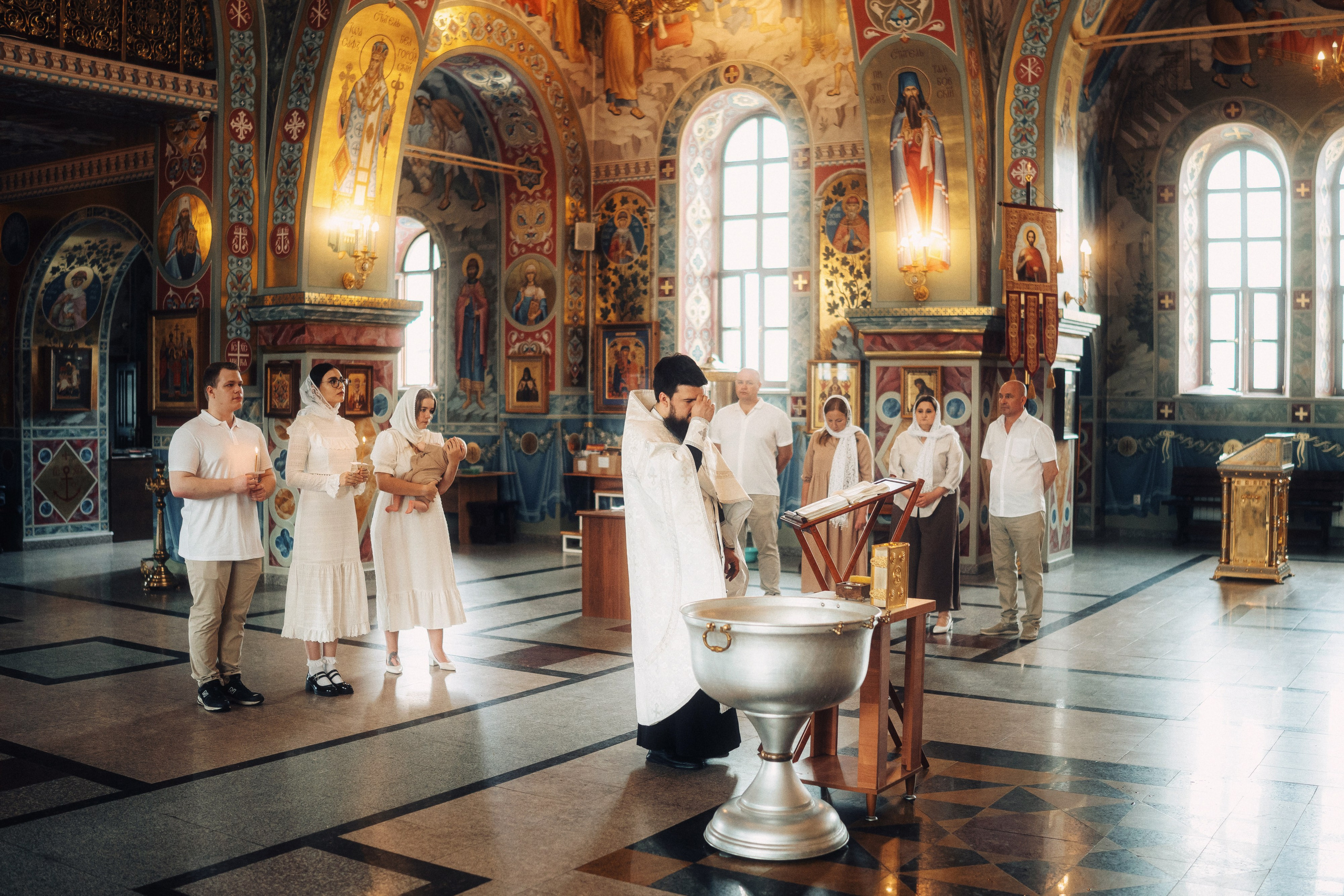 Крещение в храме Всецарица. Свадебный и репортажный фотограф в Воронеже Роман Янко