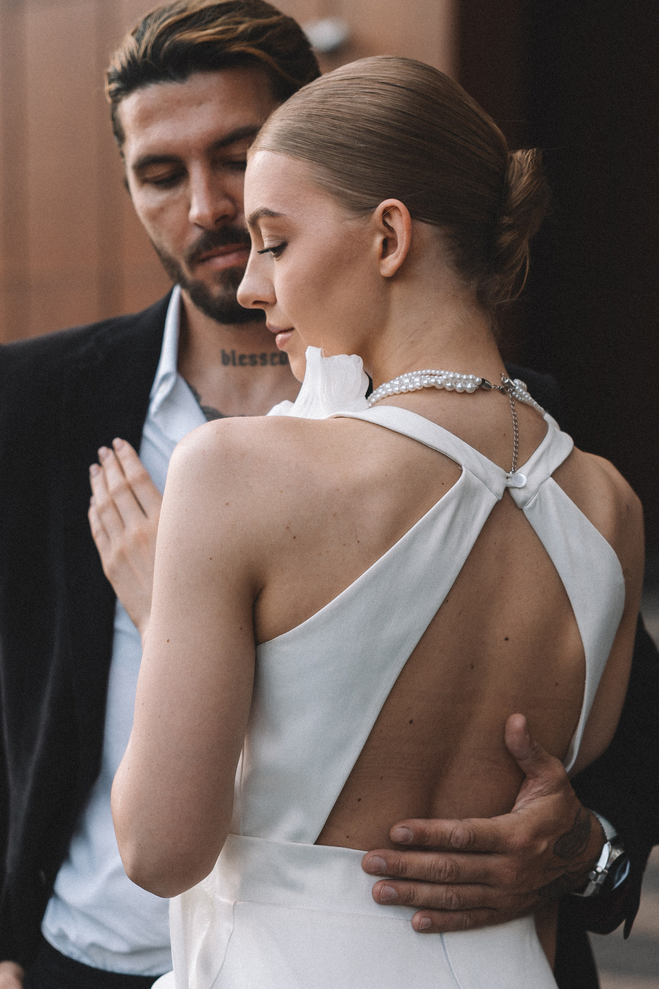 Свадебная фотосессия в Барвиха Luxury Village. Свадебный фотограф в Москве — Оскар Гелманов