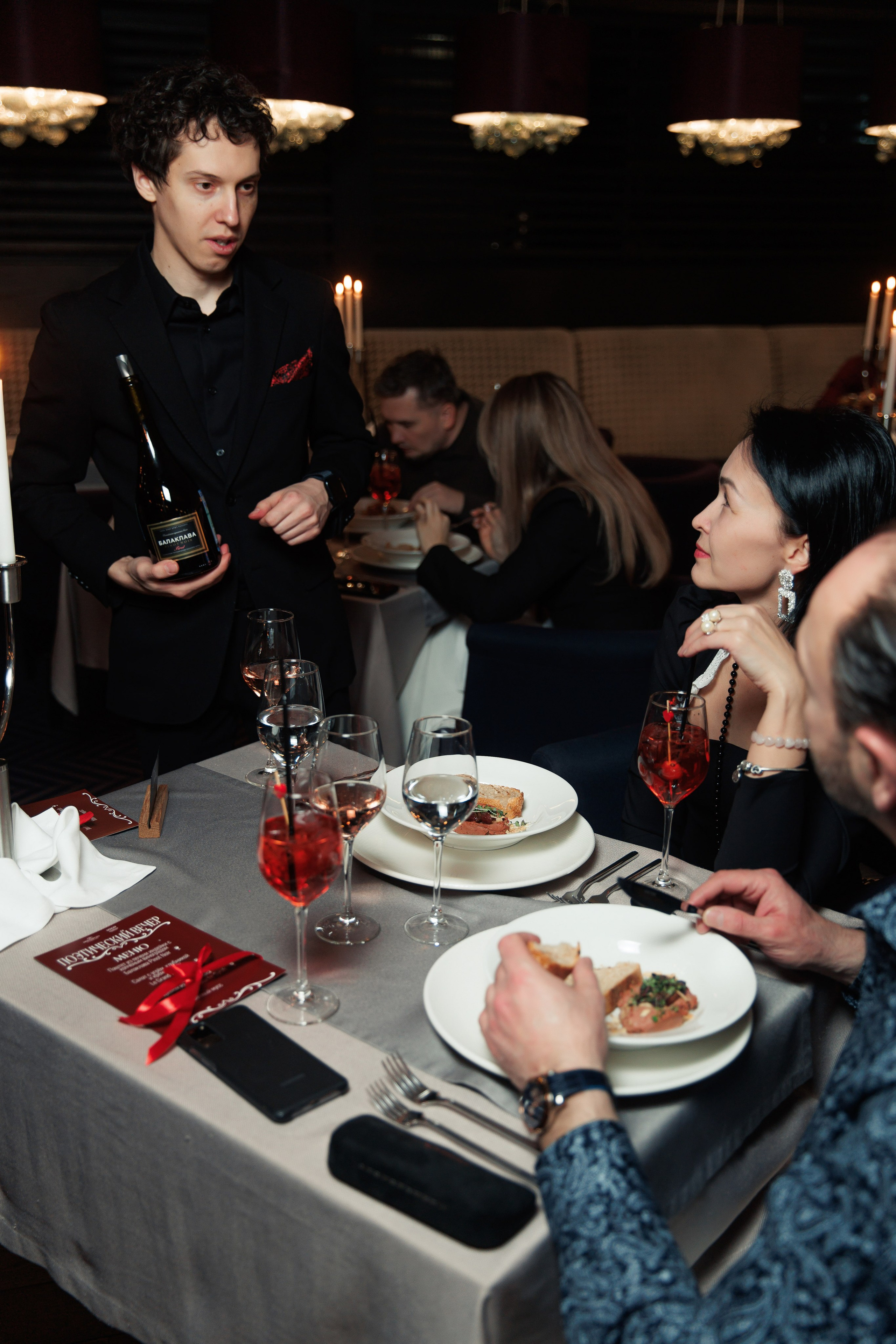 Поэтический вечер в ресторане Novum. Репортажный и свадебный фотограф в Уфе Павел Кожевников