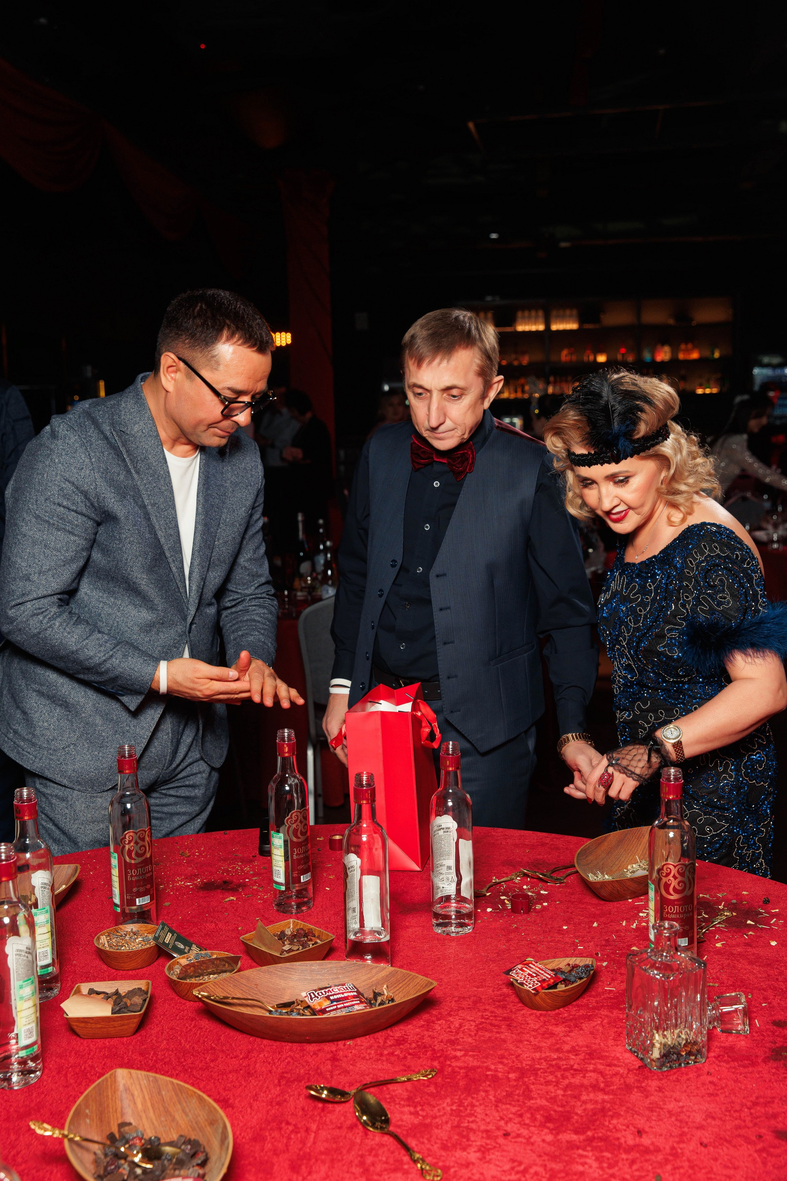 День Рождения в стиле Moulin Rouge. Репортажный и свадебный фотограф в Уфе Павел Кожевников