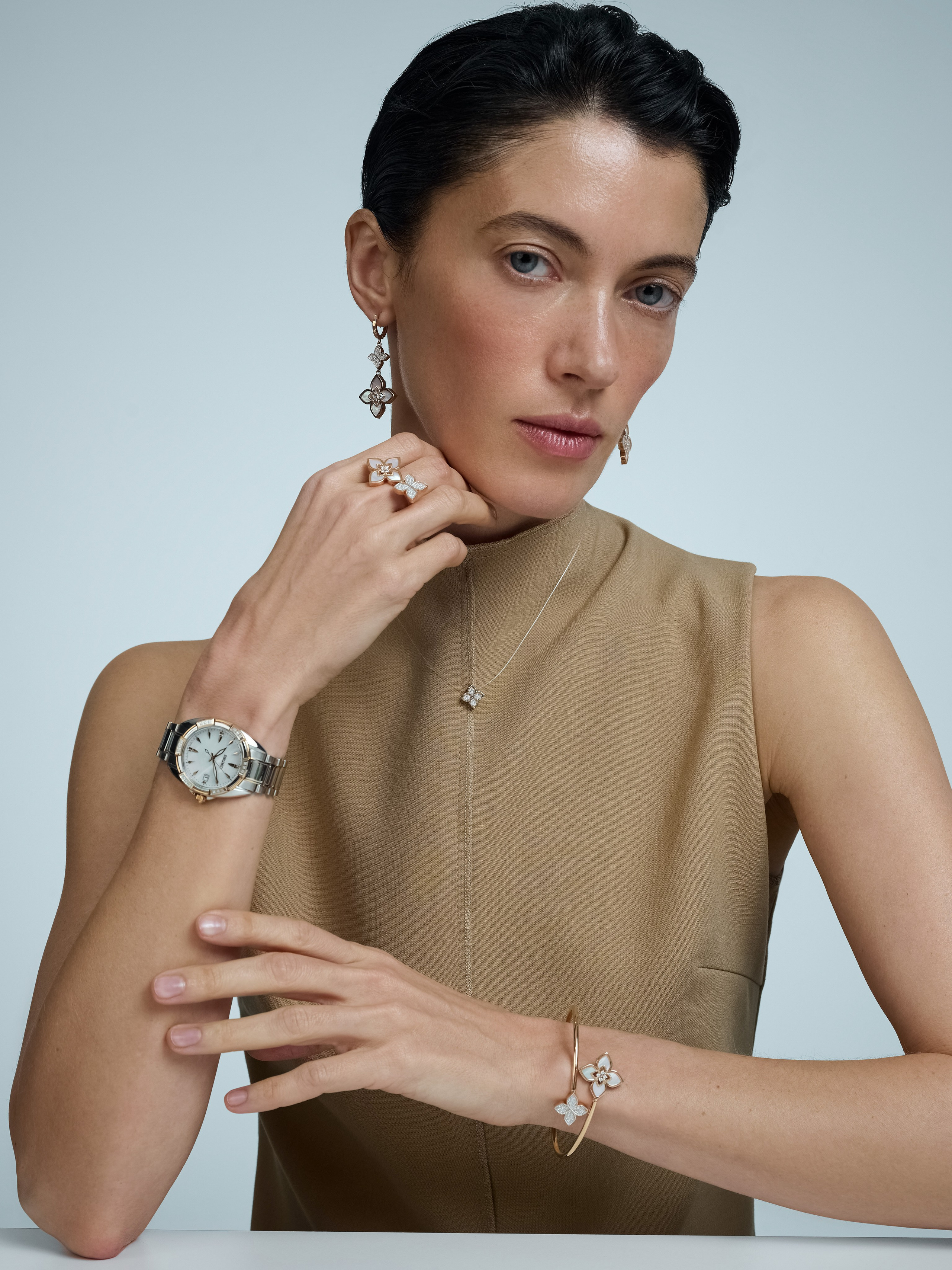 Каталог для бренда AllTime. Фотограф для брендов в Москве Ксения Чупрунова