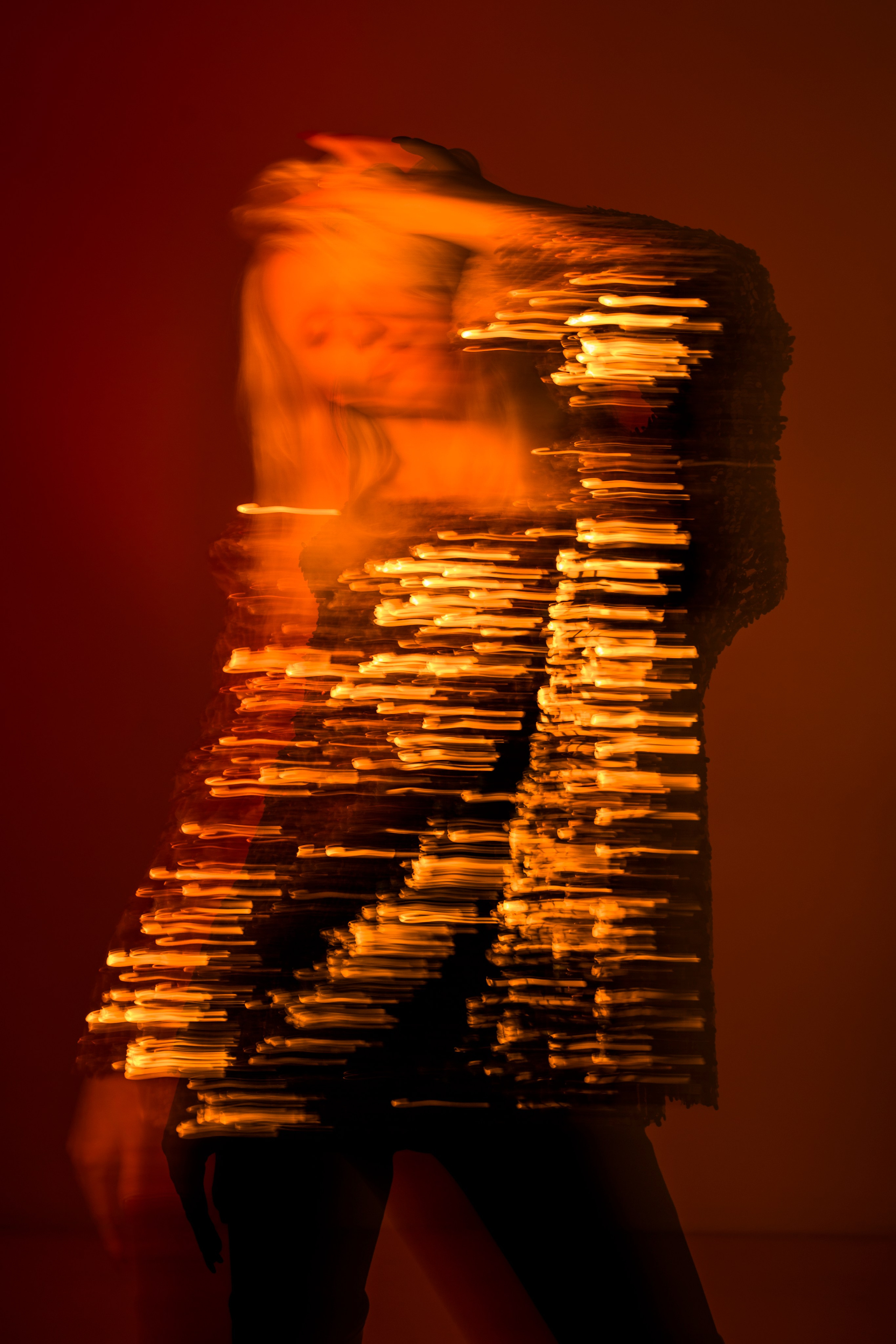 Мария Тихонова. Творческий цветной свет