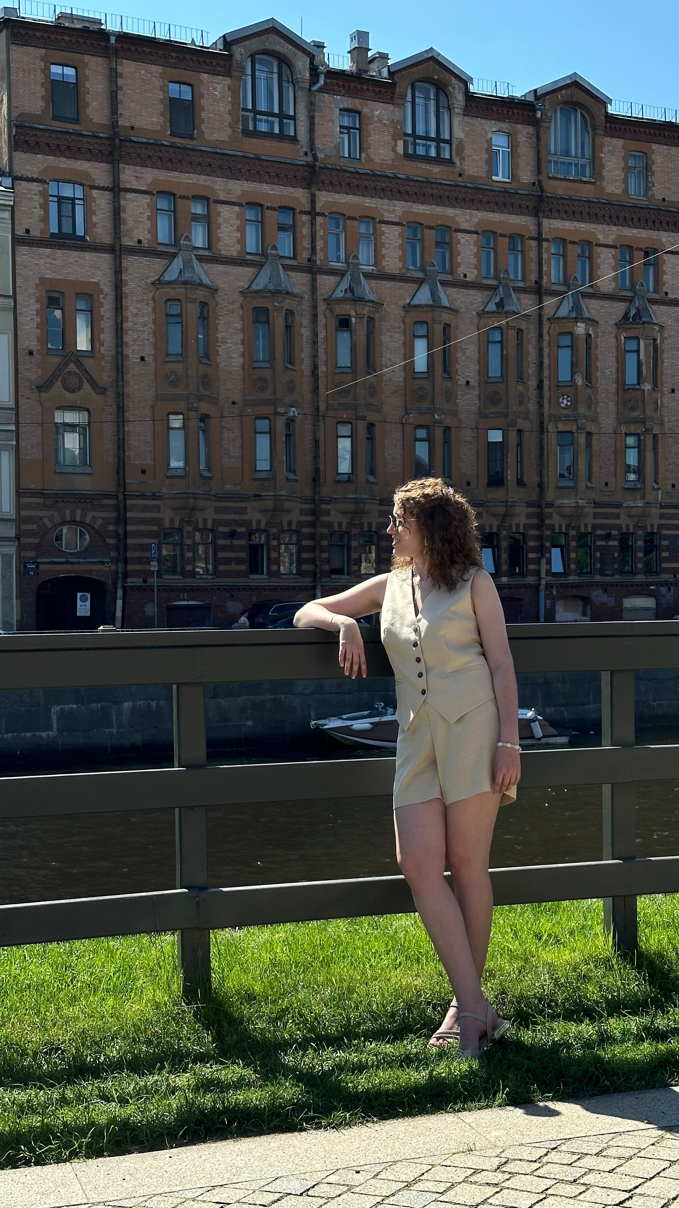 Прогулка по центру. КОНТЕНТ |БРЕНД фотограф Санкт-Петербург — Жанна Олтаржевская