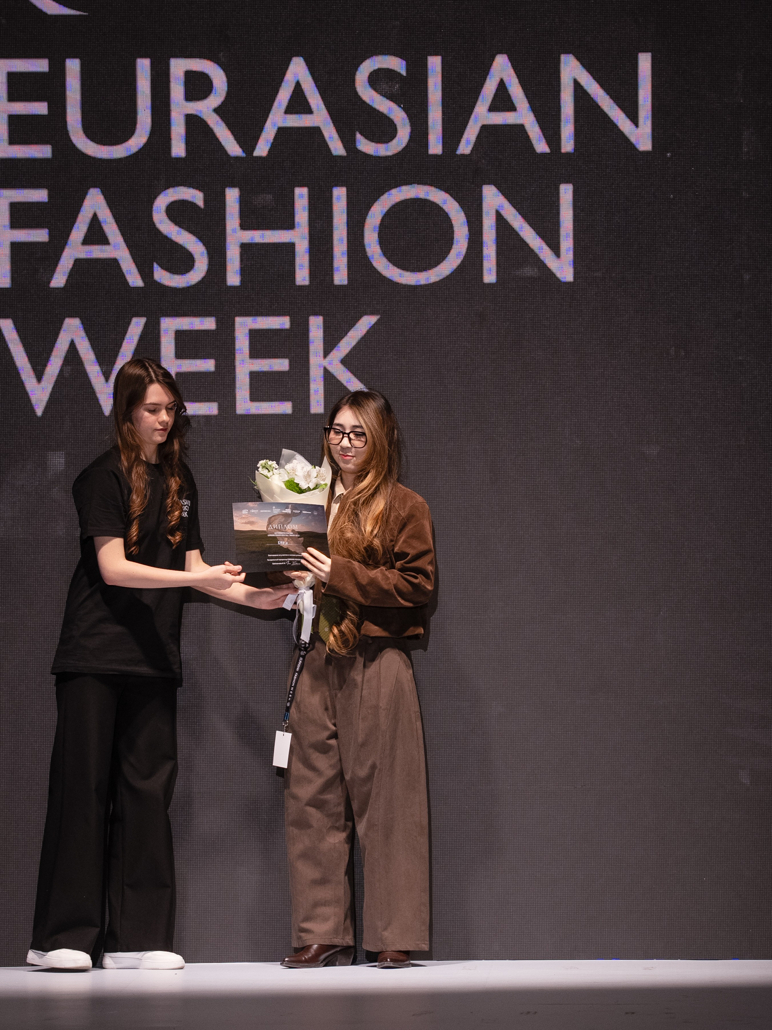 EURASIAN FASHION WEEK Eren. Сайт Алматинского НЮ АРТ, будуар и фэшн фотографа Дениса Карпенко