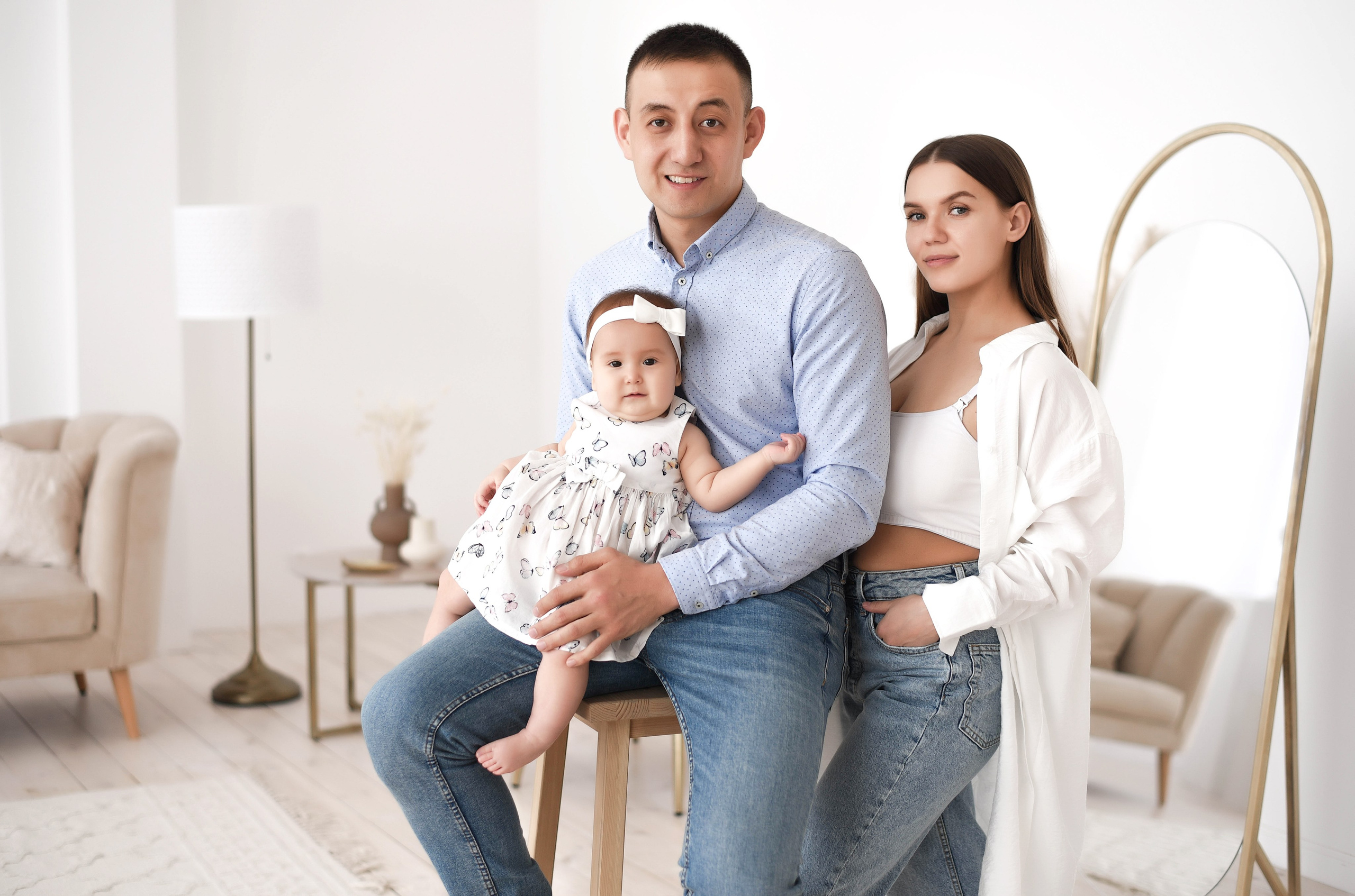 Семейная студийная. Свадебный, семейный, детский, контент фотограф в Омске Максим Ильин