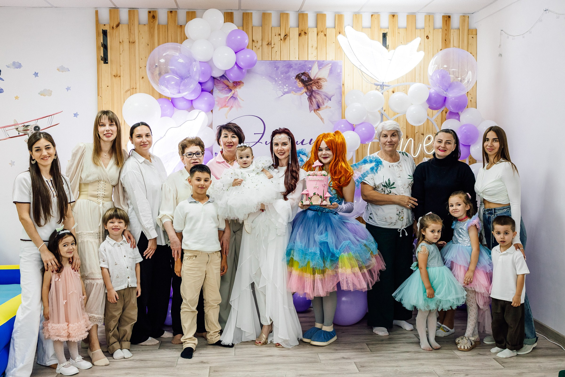 Эмилии 1 год. Семейный фотограф в Волгодонске Краченцева Анна