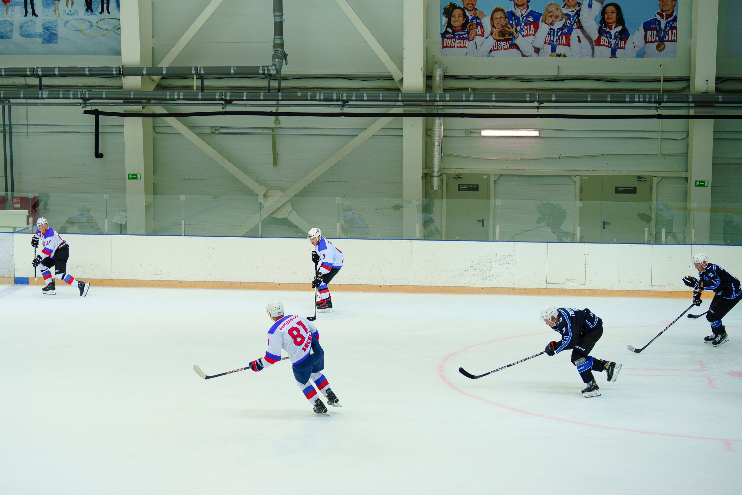 Фотосъемка хоккейных матчей в Сочи. Фотограф видеограф Геннадий Янбаев в Сочи, Краснодаре