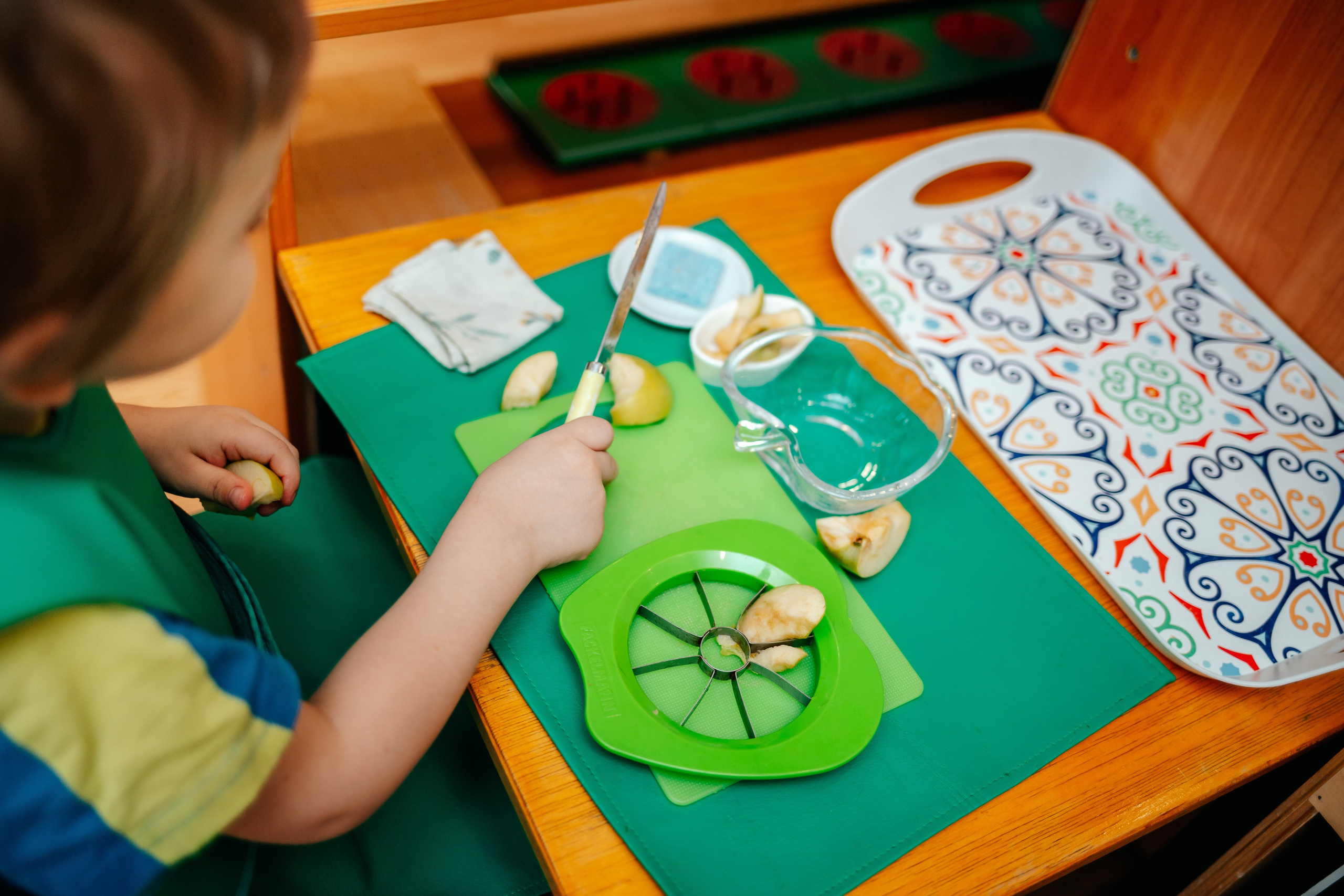 8 марта в Монтессори-саду. Семейный lifestyle фотограф в Санкт-Петербурге Людмила Пахомова