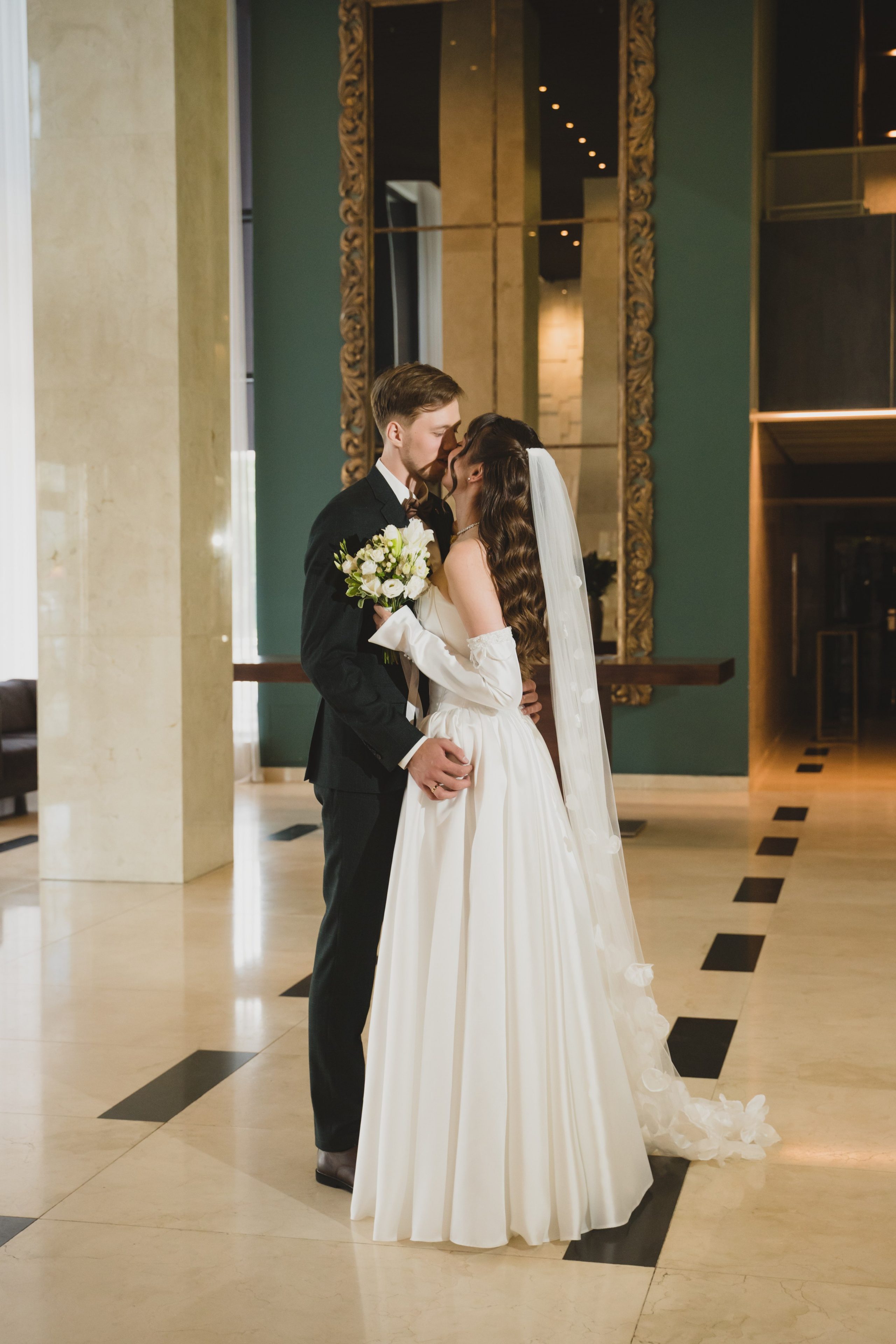 Александра и Кирилл. Главная