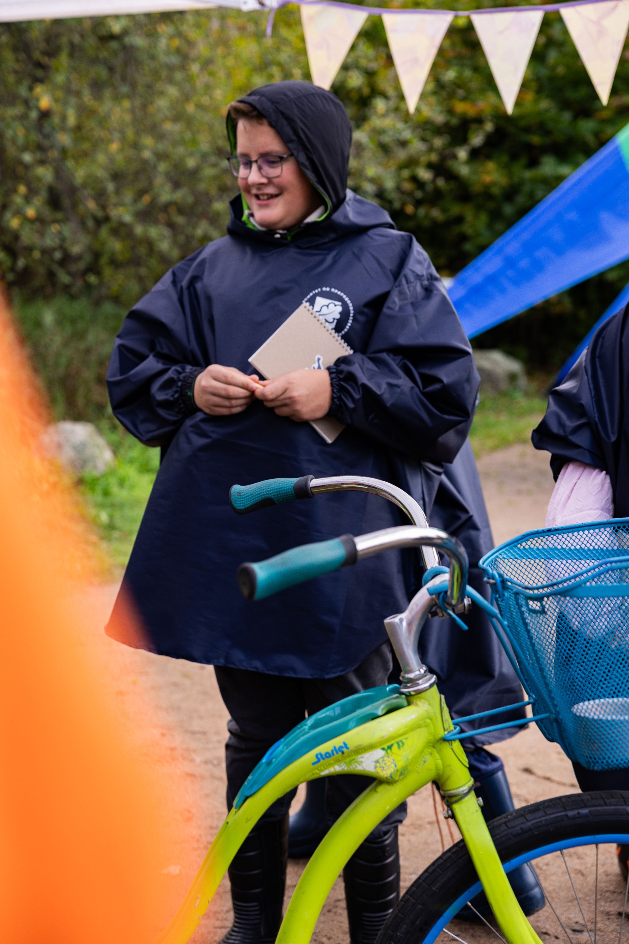 Зеленый пластик. Западный Котлин. Фотограф/видеограф в Санкт-Петербурге Динара Гольдина