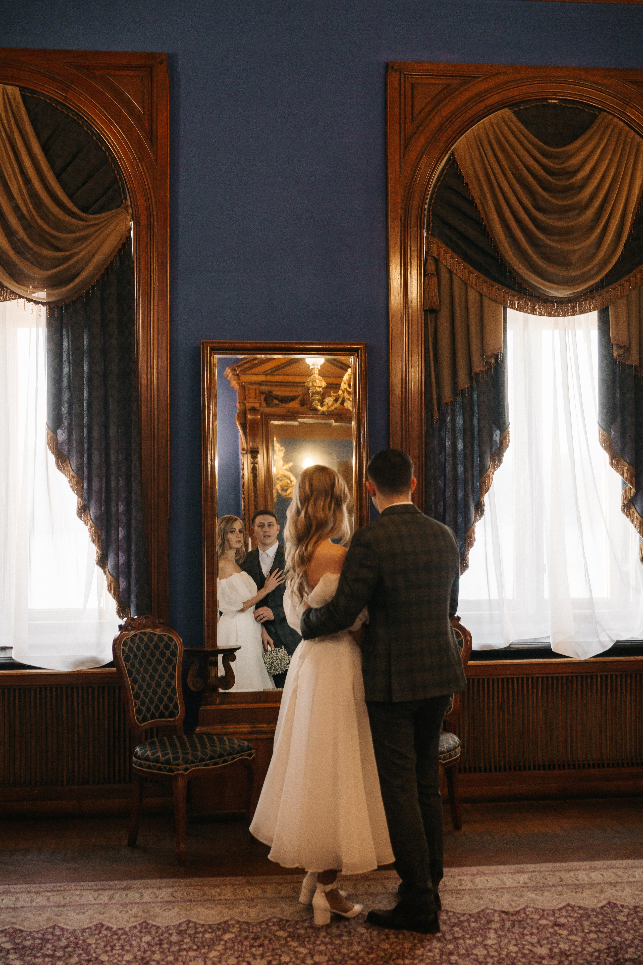 ДВОРЕЦ № 1 | Март, Исаакий, Английская набережная. Свадебный фотограф в Санкт-Петербурге Полина Корзухина