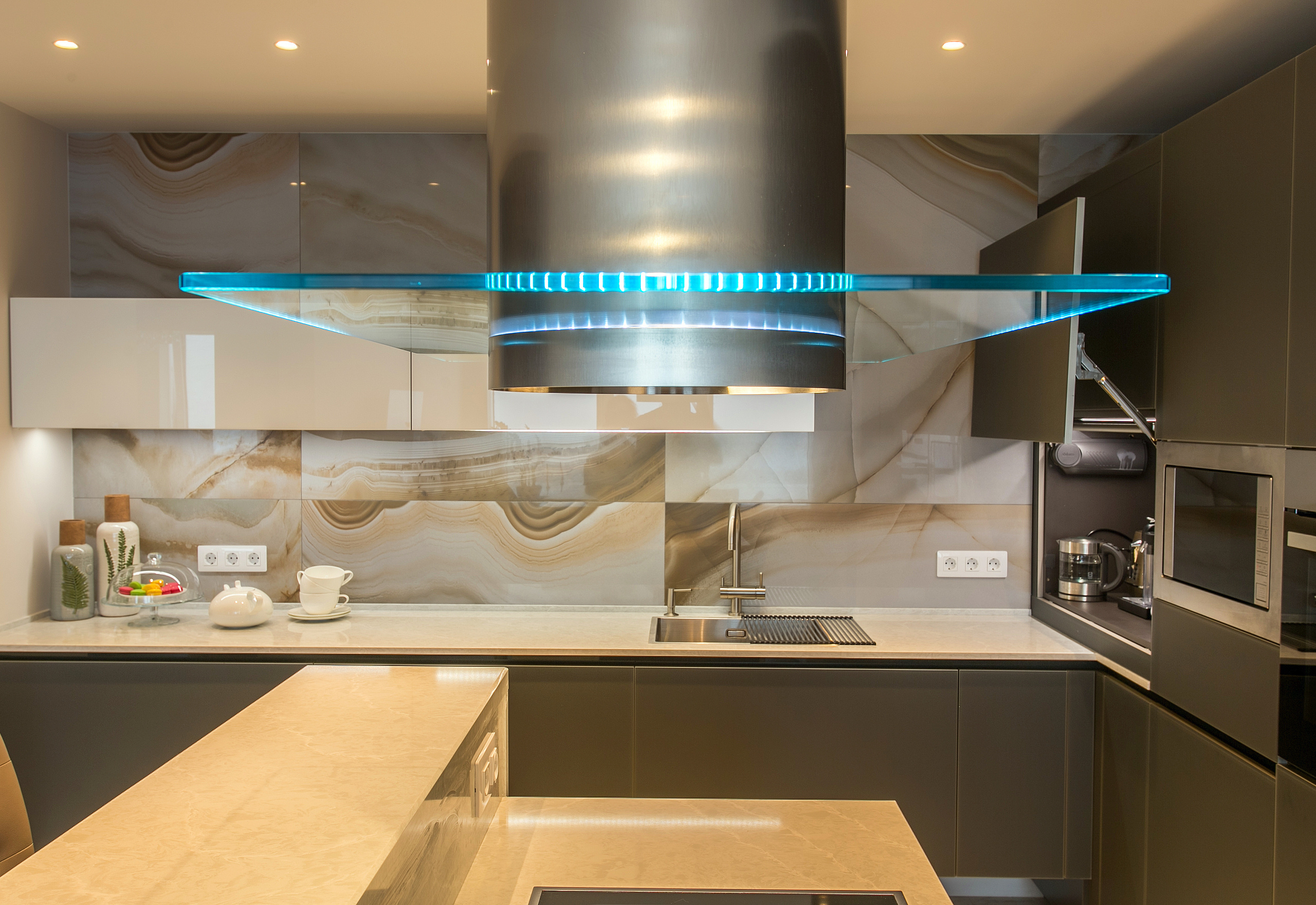 Евгения Астахова - дизайнер интерьера, дизайнер +7 985 220 6109. АСТАХОВА DESIGN дизайн интерьера +7 985 220 6109