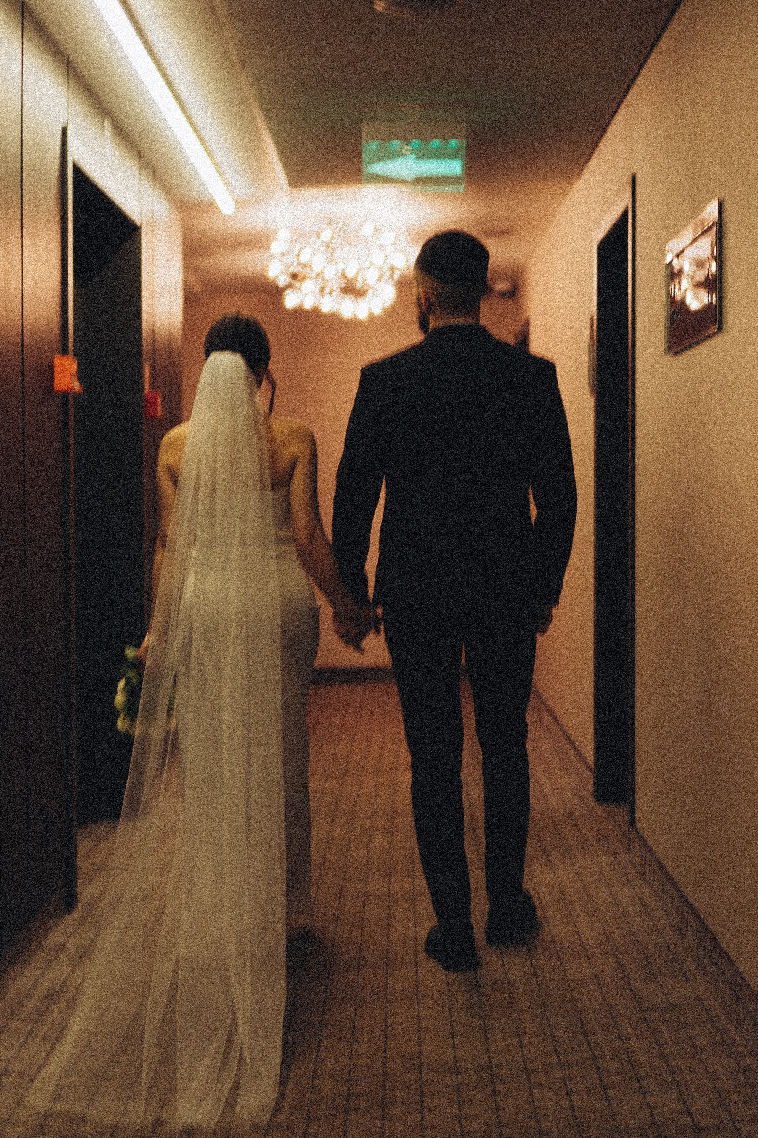 СВАДЕБНАЯ СЬЕМКА СБОРОВ ЖЕНИХА И НЕВЕСТЫ В ОТЕЛЕ И ТАКЖЕ ФОТОСЕССИИЯ В ОТЕЛЕЕ МЕГАПОЛИС БРЯНСК. Профессиональный фотограф, Санкт-Петербург — Виктория Богомолова