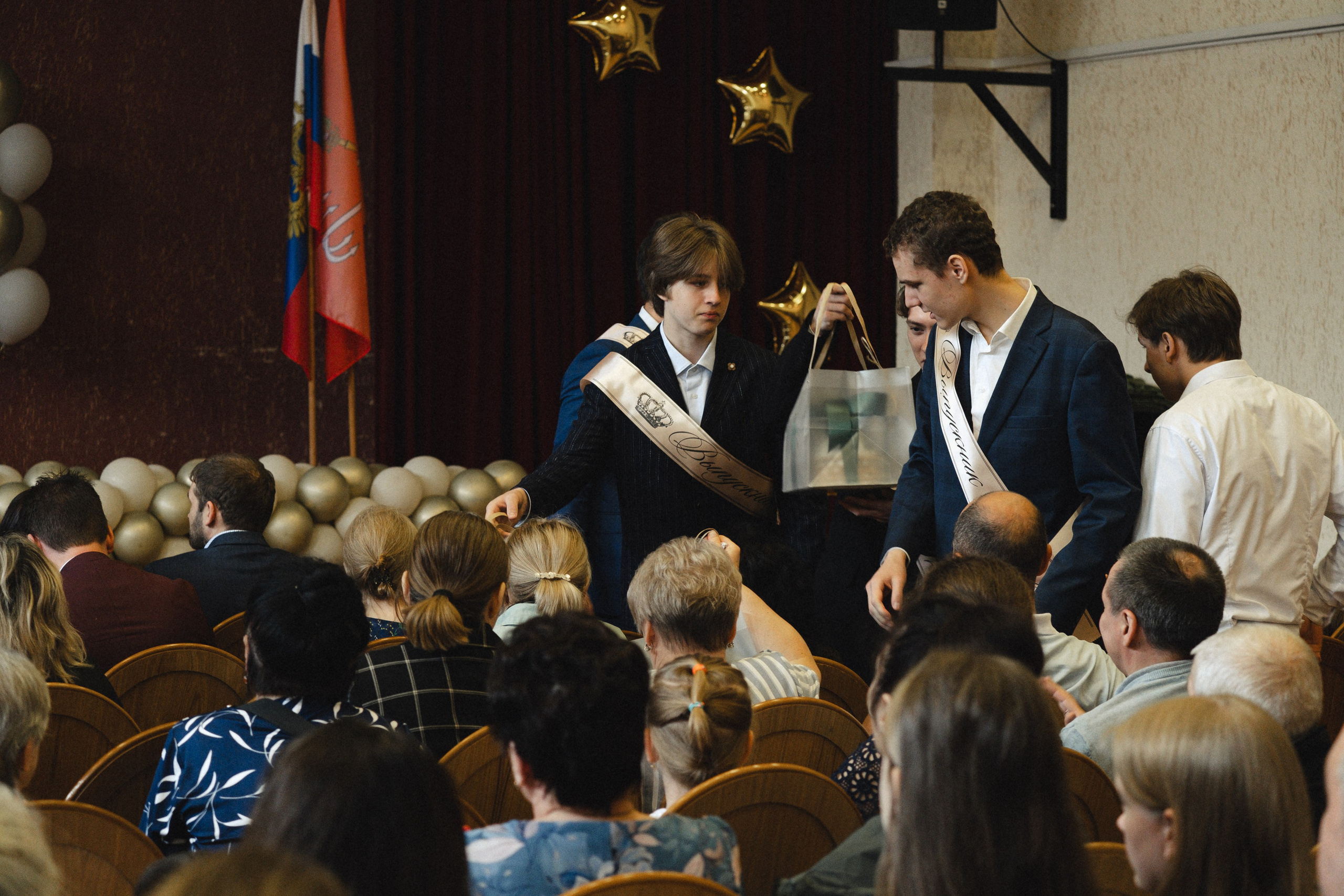 ПОСЛЕДНИЙ ЗВОНОК. Профессиональный фотограф, Санкт-Петербург — Виктория Богомолова