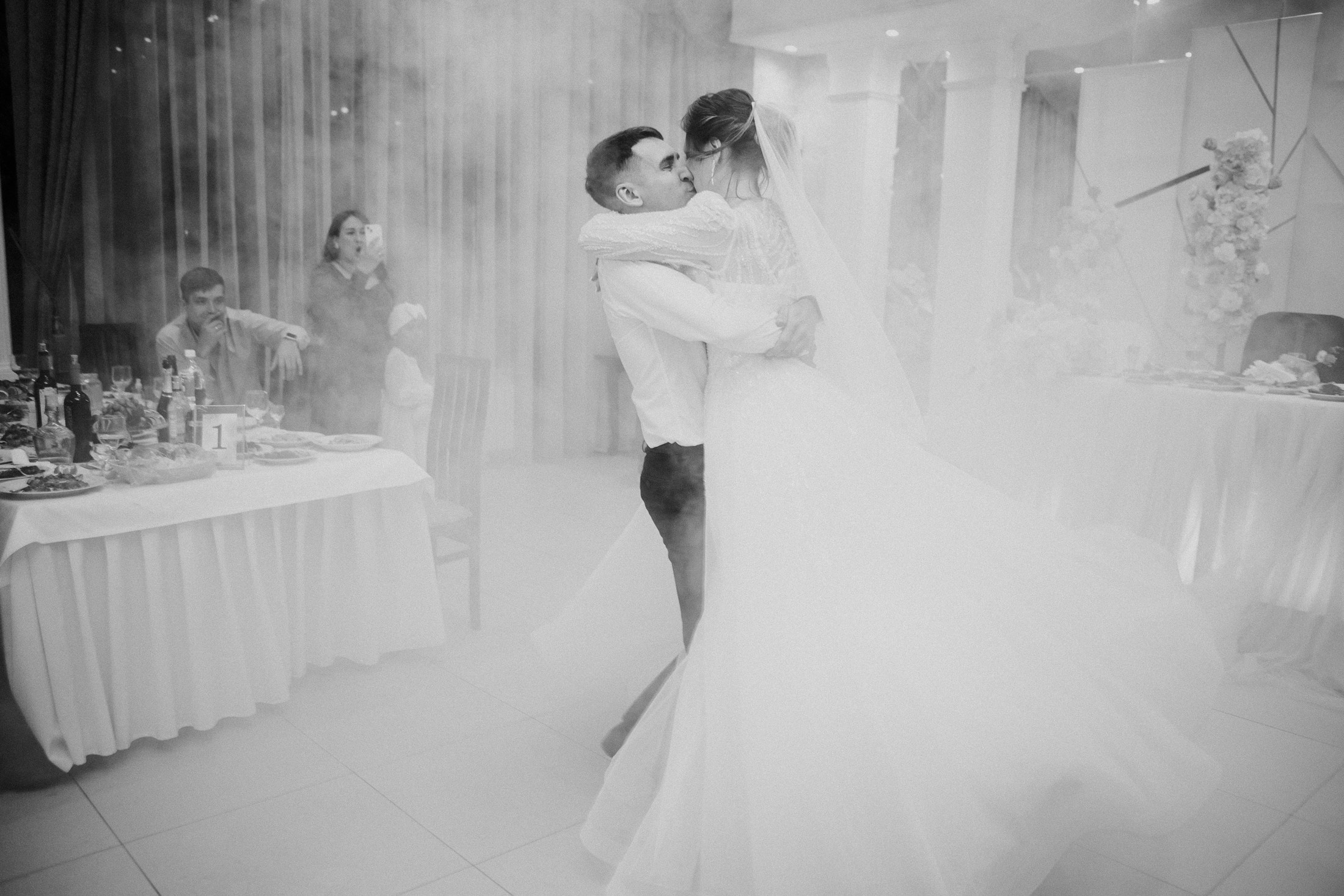 Александр и Мария. Фотографы в городе Волгограде — Людмила Агеева и Алексей Околелов